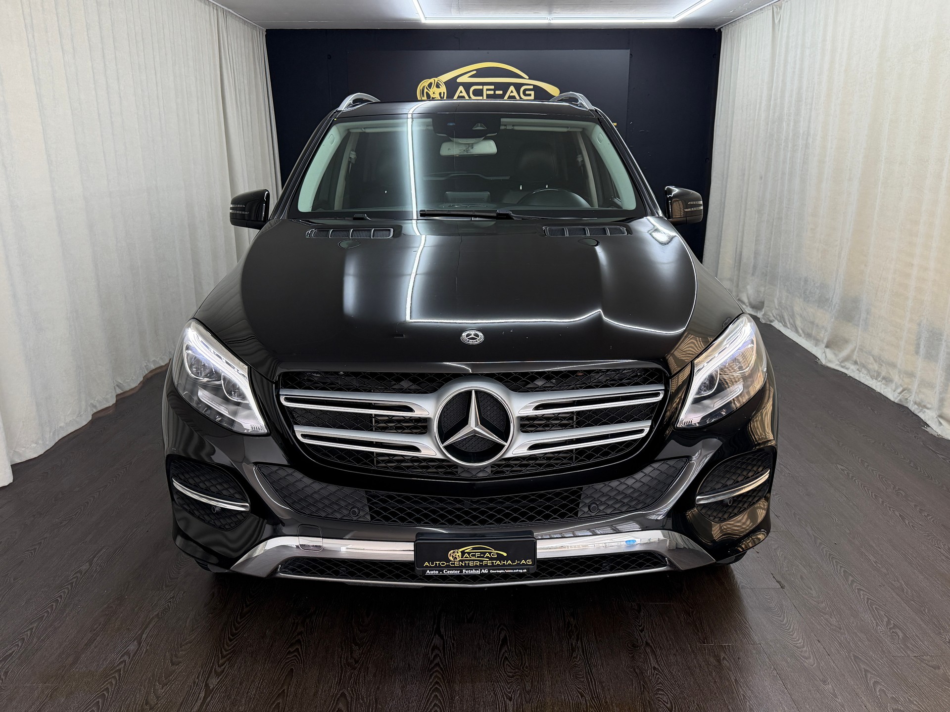 MERCEDES-BENZ GLE 250 d Executive 4Matic 9G-Tronic-image-1