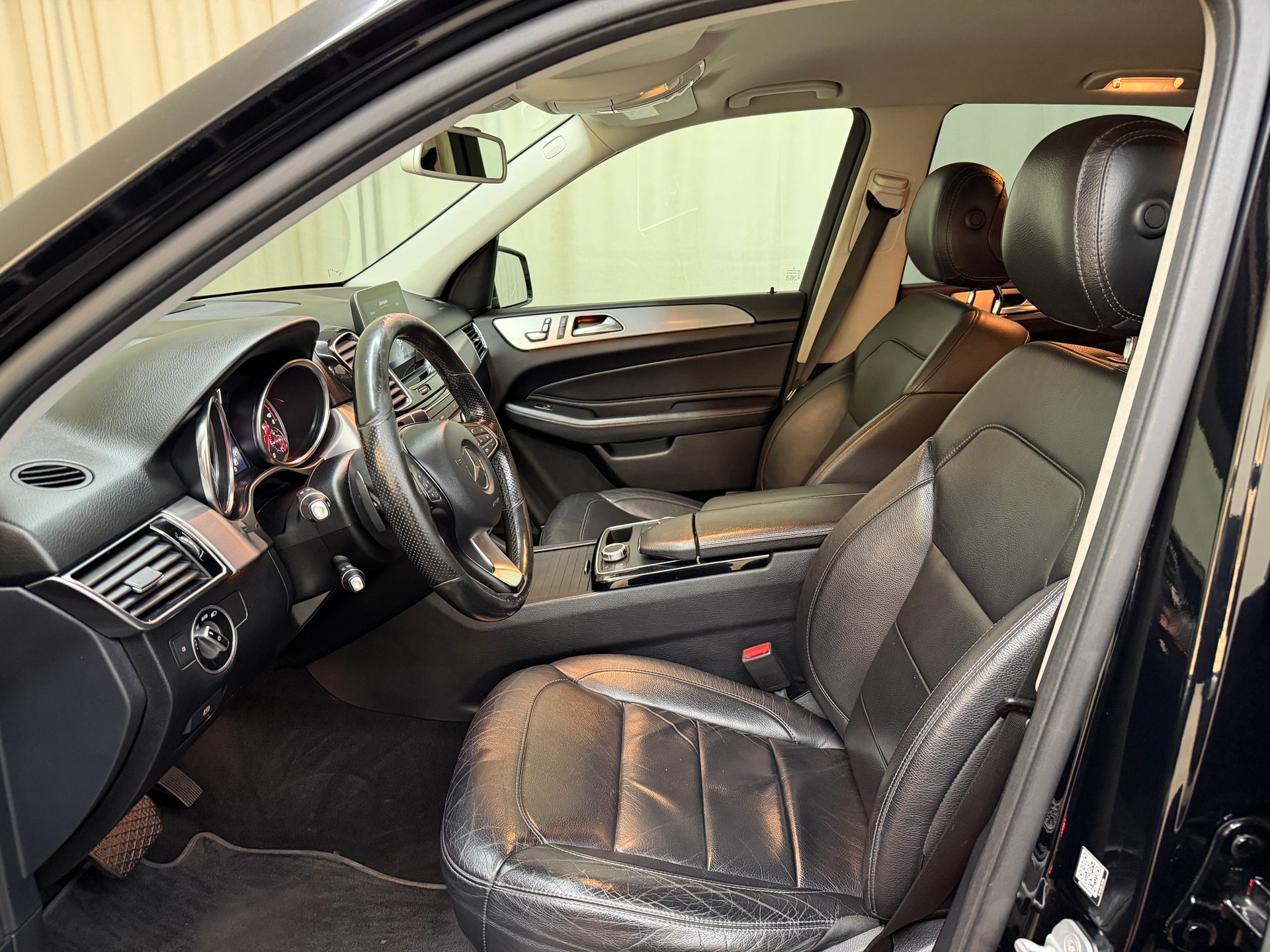 MERCEDES-BENZ GLE 250 d Executive 4Matic 9G-Tronic-image-6