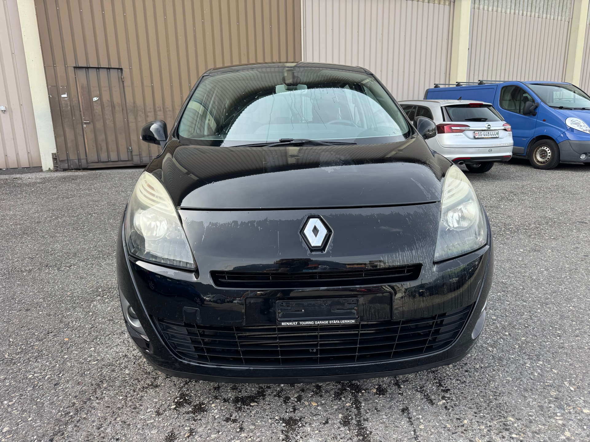 RENAULT Grand Scénic 1.9 dCi Dynamique-image-1