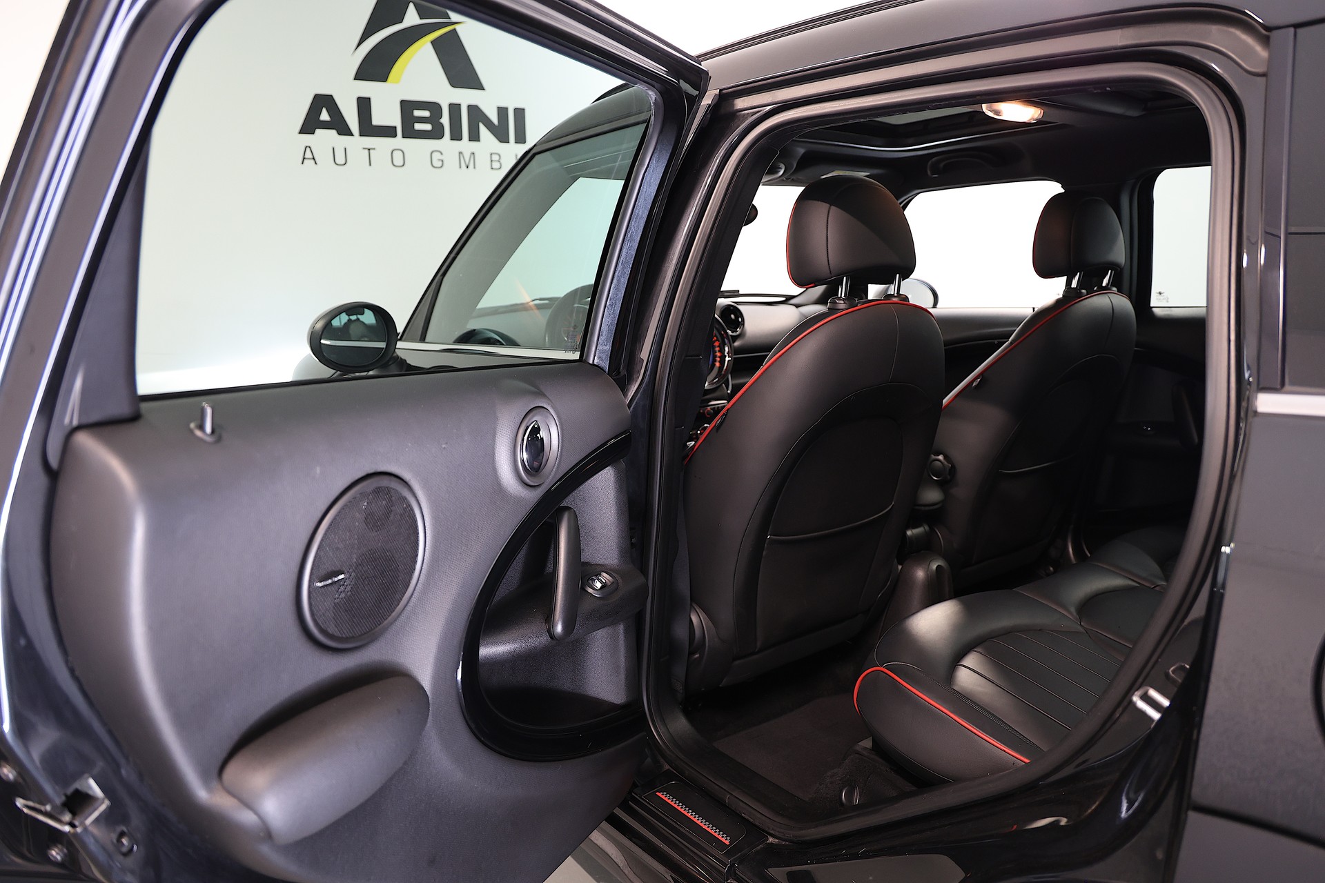 MINI Countryman John Cooper Works ALL4 Steptronic-image-13