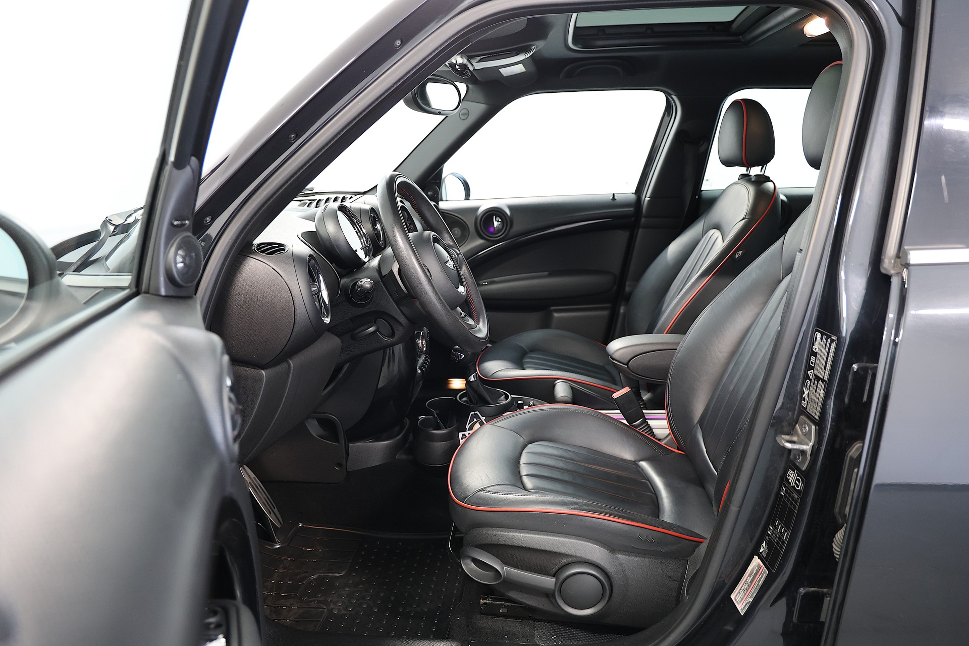 MINI Countryman John Cooper Works ALL4 Steptronic-image-5