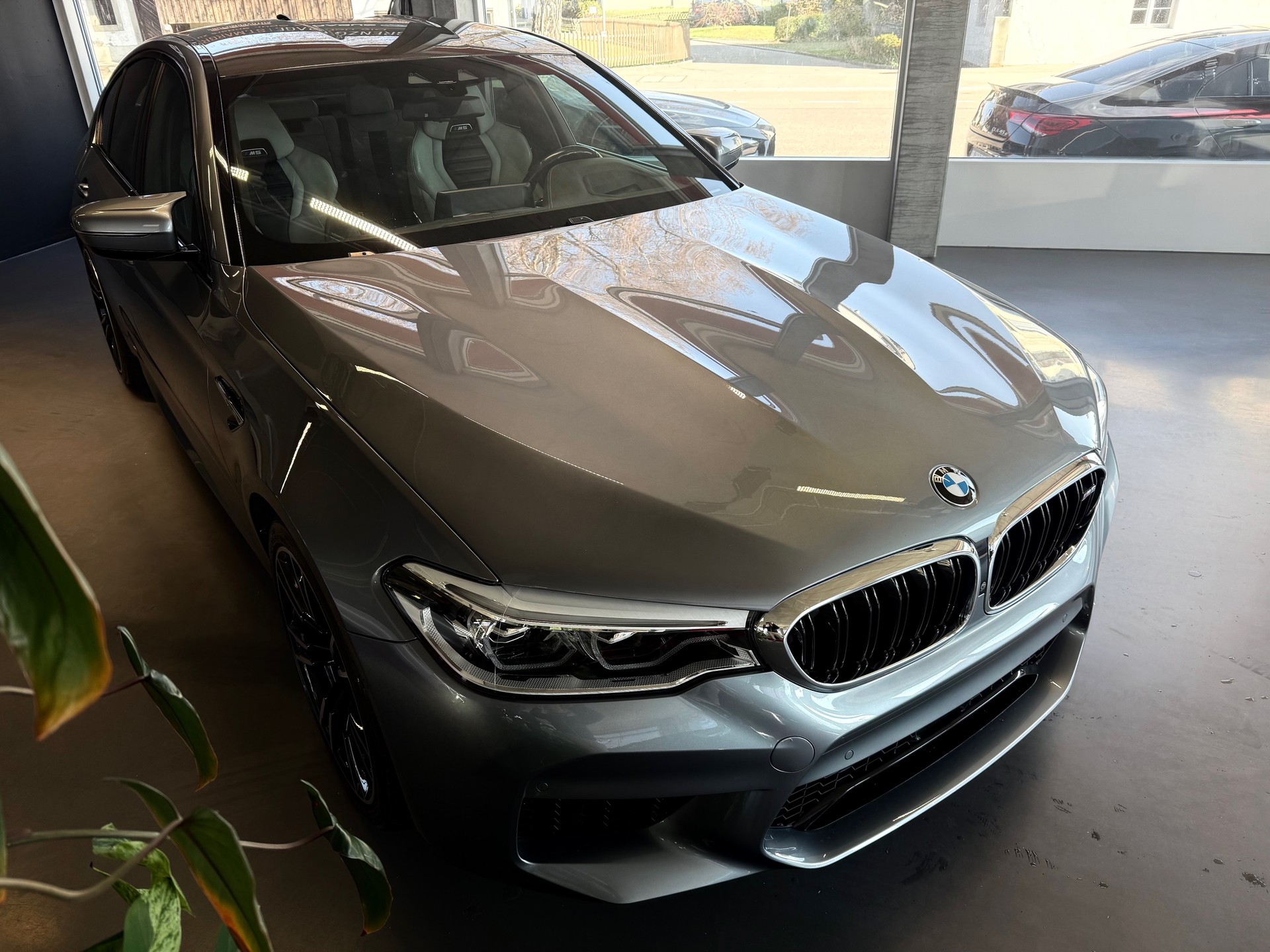 BMW M5 xDrive Drivelogic-image-1