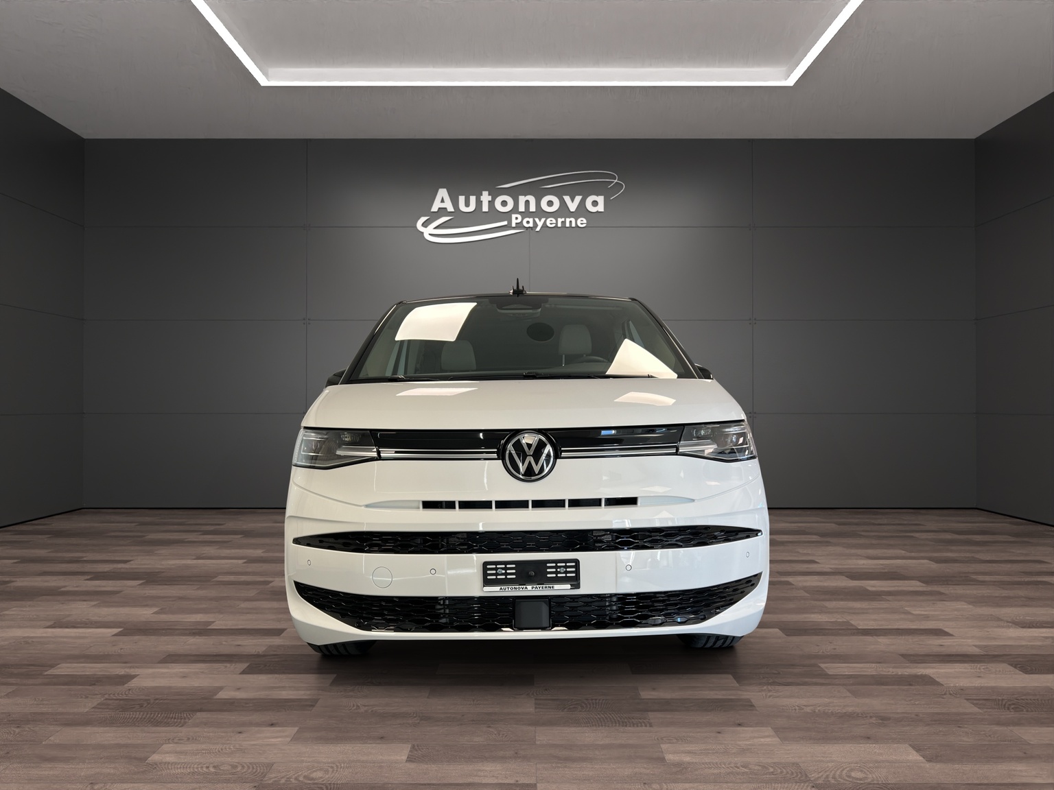 VW Multivan 2.0 TDI Life Edition DSG-image-1