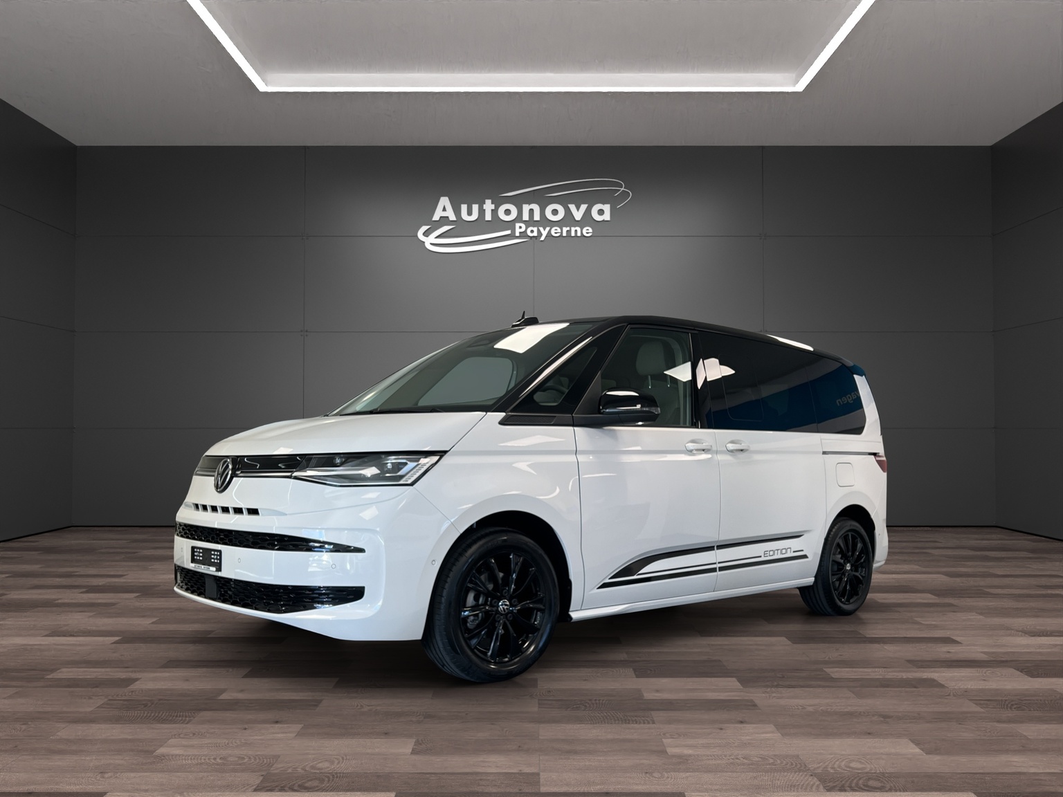 VW Multivan 2.0 TDI Life Edition DSG-image-0