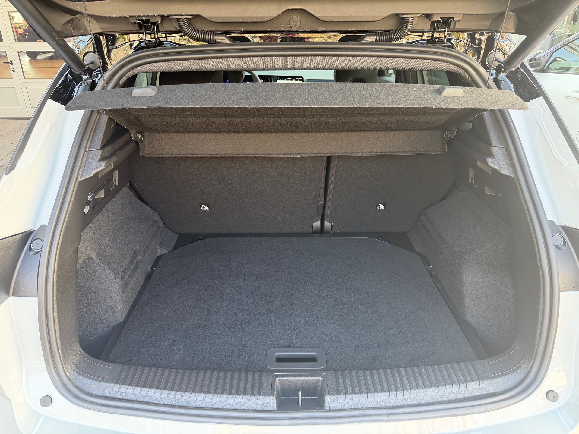 RENAULT Austral 1.2 HEV 200 esprit Alpine A-image-12