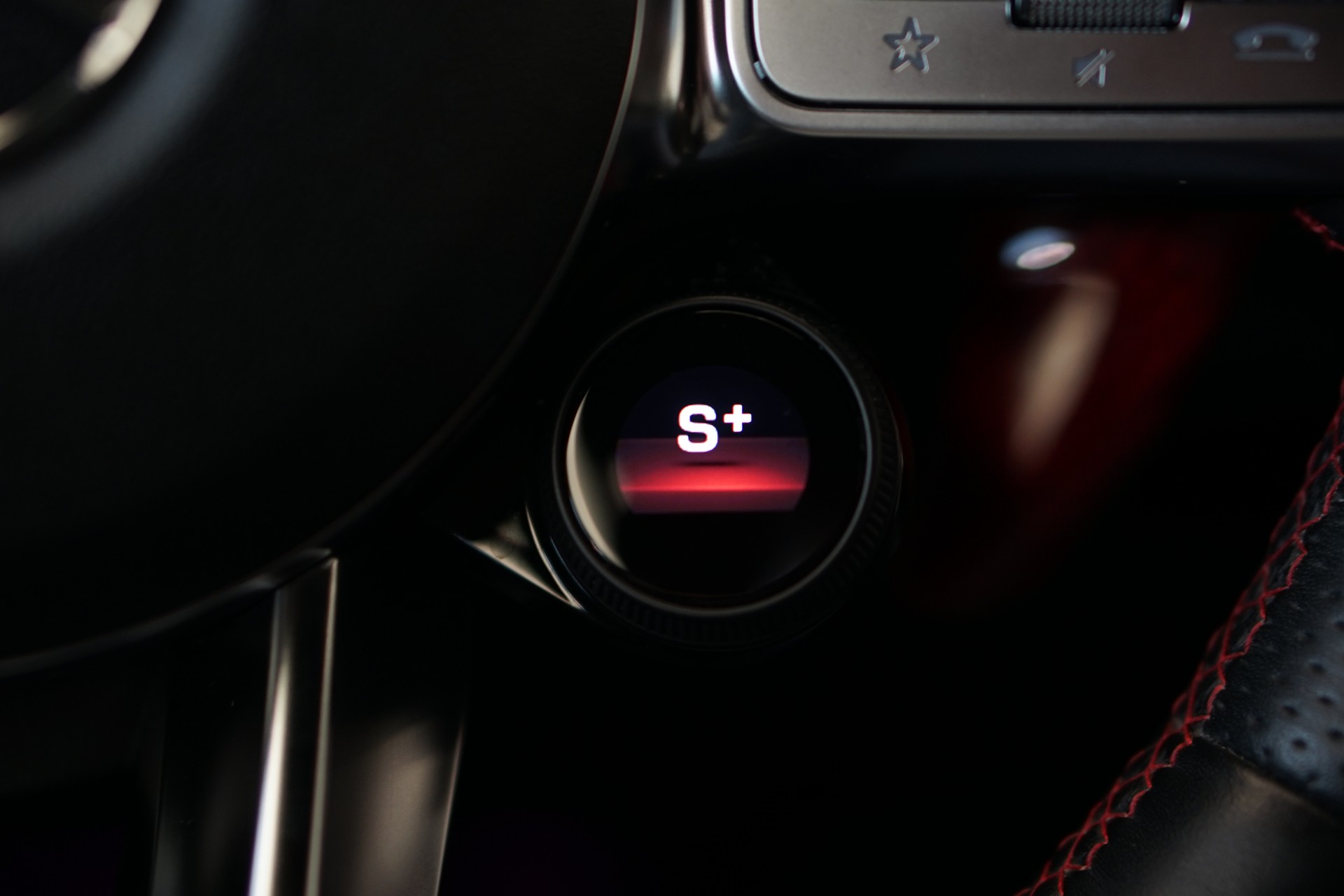 MERCEDES-BENZ CLA 45 S AMG 4Matic+ 8G-DCT *CH-Fahrzeug* *Performance Sitze*-image-35