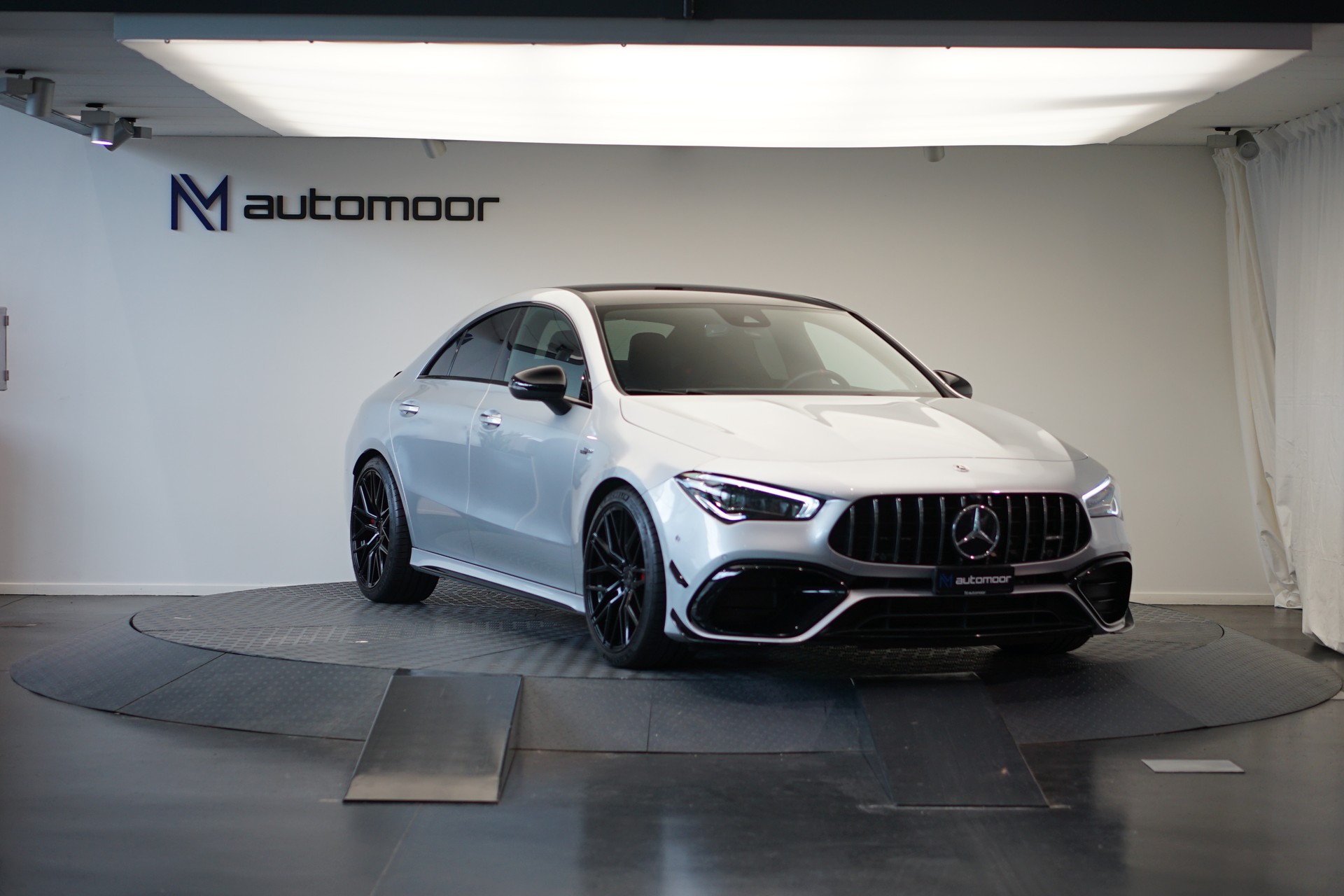 MERCEDES-BENZ CLA 45 S AMG 4Matic+ 8G-DCT *CH-Fahrzeug* *Performance Sitze*-image-2