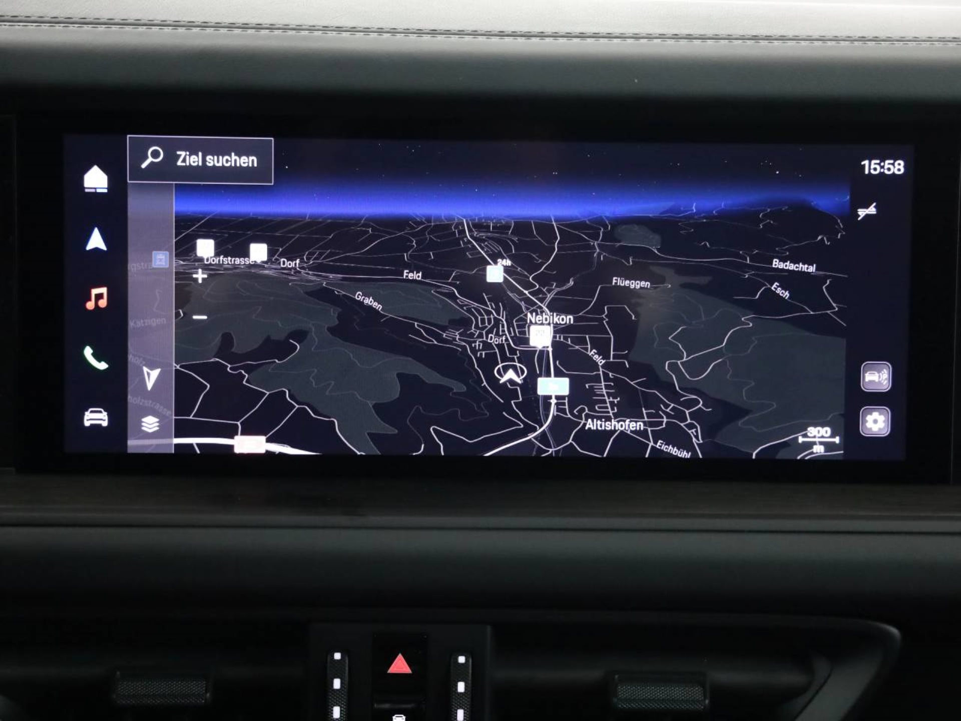 PORSCHE Cayenne S E-Hybrid Black Edition-image-13