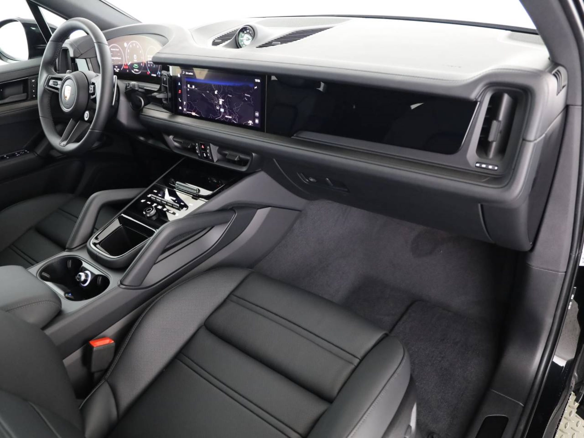 PORSCHE Cayenne S E-Hybrid Black Edition-image-10