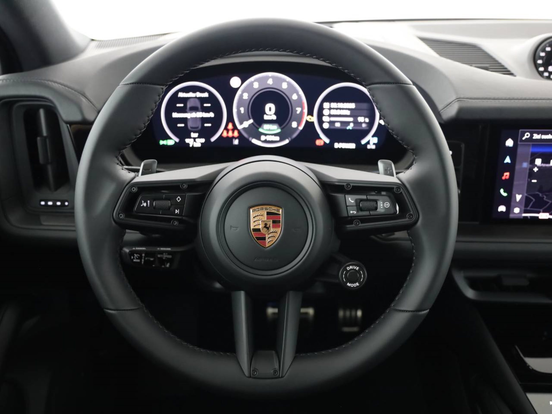 PORSCHE Cayenne S E-Hybrid Black Edition-image-3