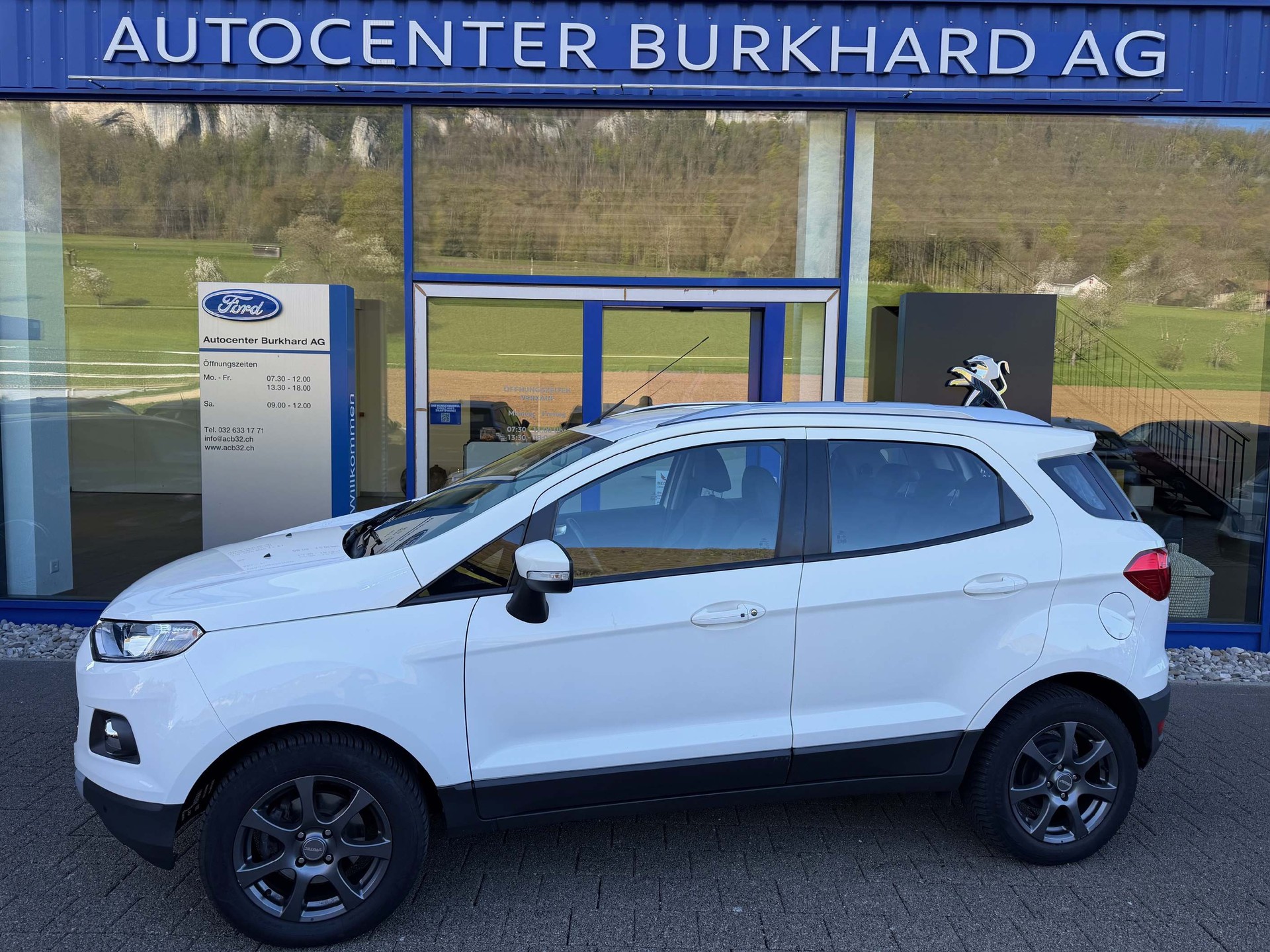 FORD EcoSport 1.5 Titanium, ab Service und MFK vom FORD-Spezialisten
