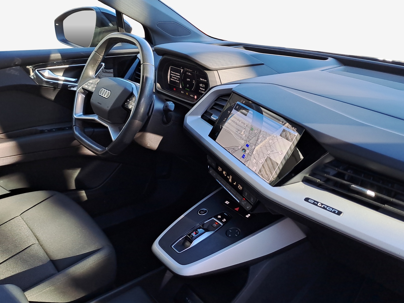 AUDI Q4 e-tron 50 quattro-image-15