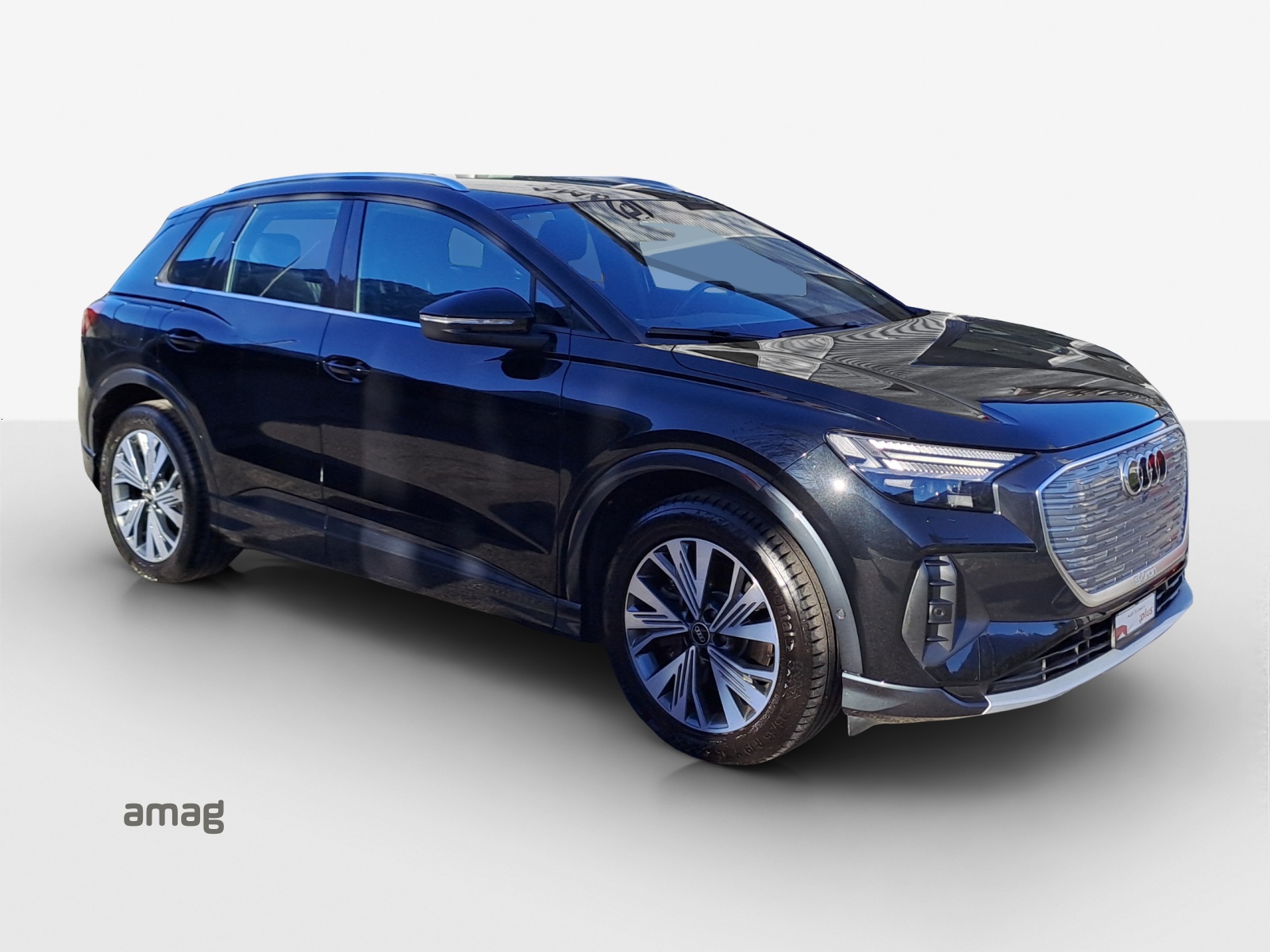 AUDI Q4 e-tron 50 quattro-image-5