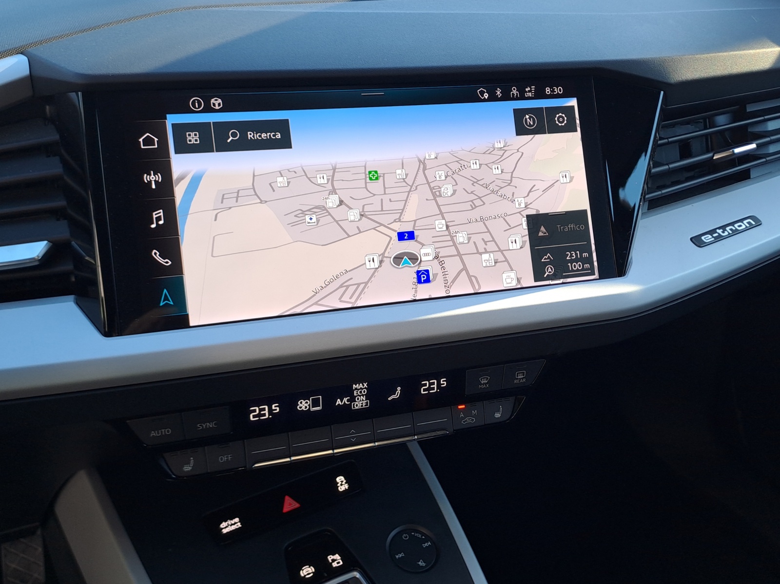 AUDI Q4 e-tron 50 quattro-image-10