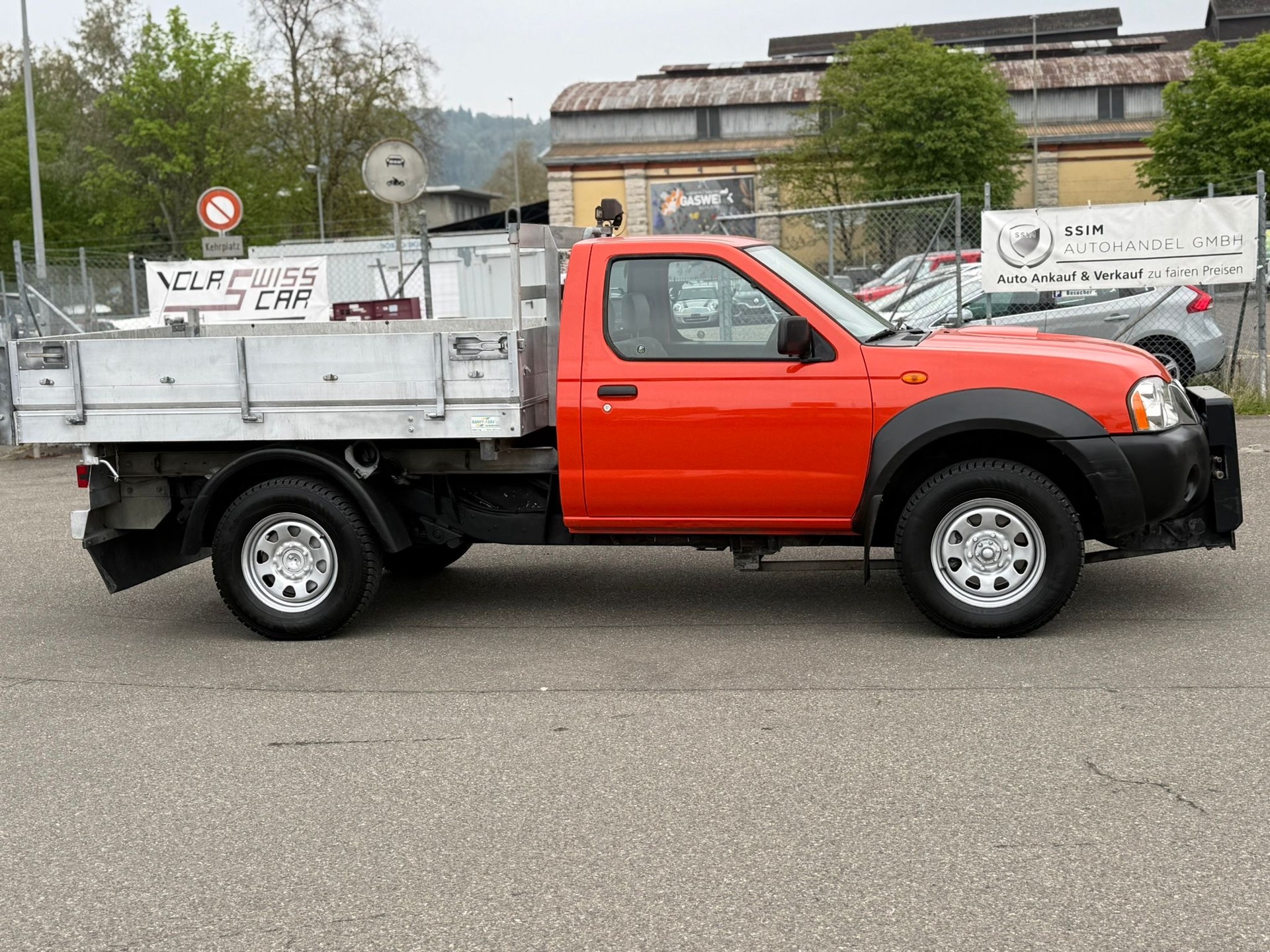 NISSAN Single Cab 2.5 Di 4x4-image-3