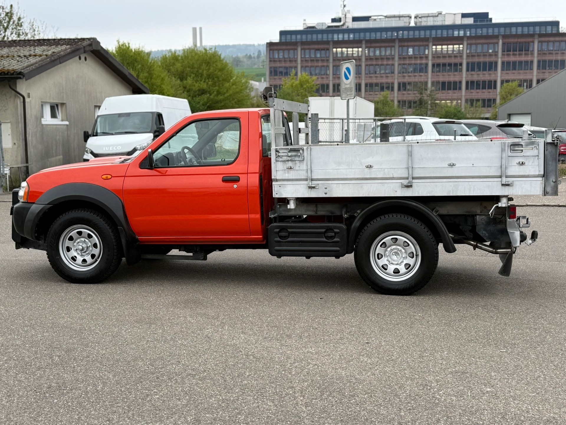 NISSAN Single Cab 2.5 Di 4x4-image-5