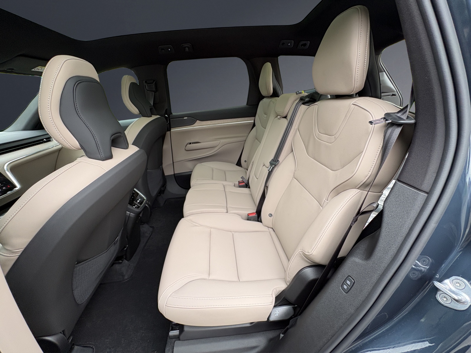 VOLVO EX90 Twin 106 kWh Ultra AWD-image-9
