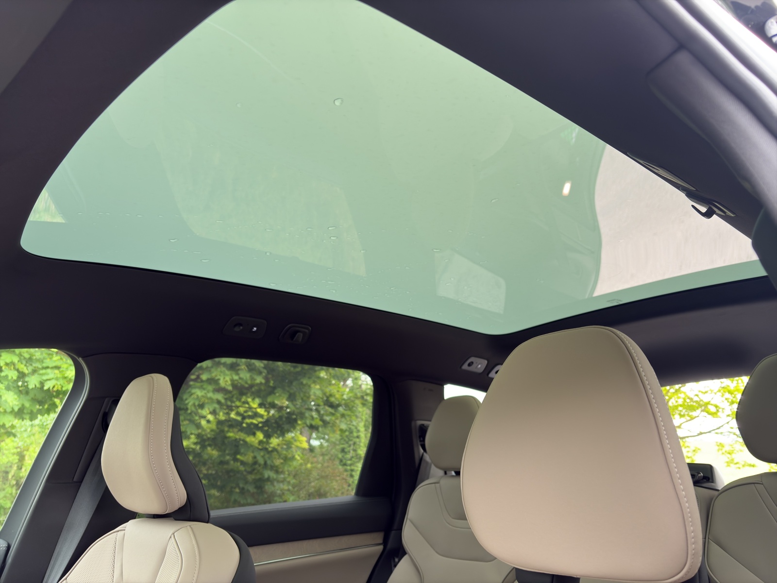 VOLVO EX90 Twin 106 kWh Ultra AWD-image-14
