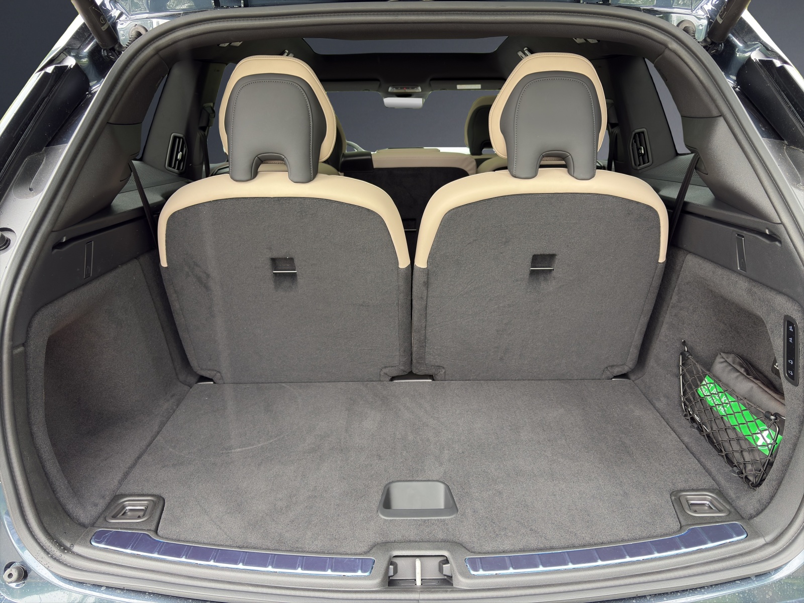 VOLVO EX90 Twin 106 kWh Ultra AWD-image-10