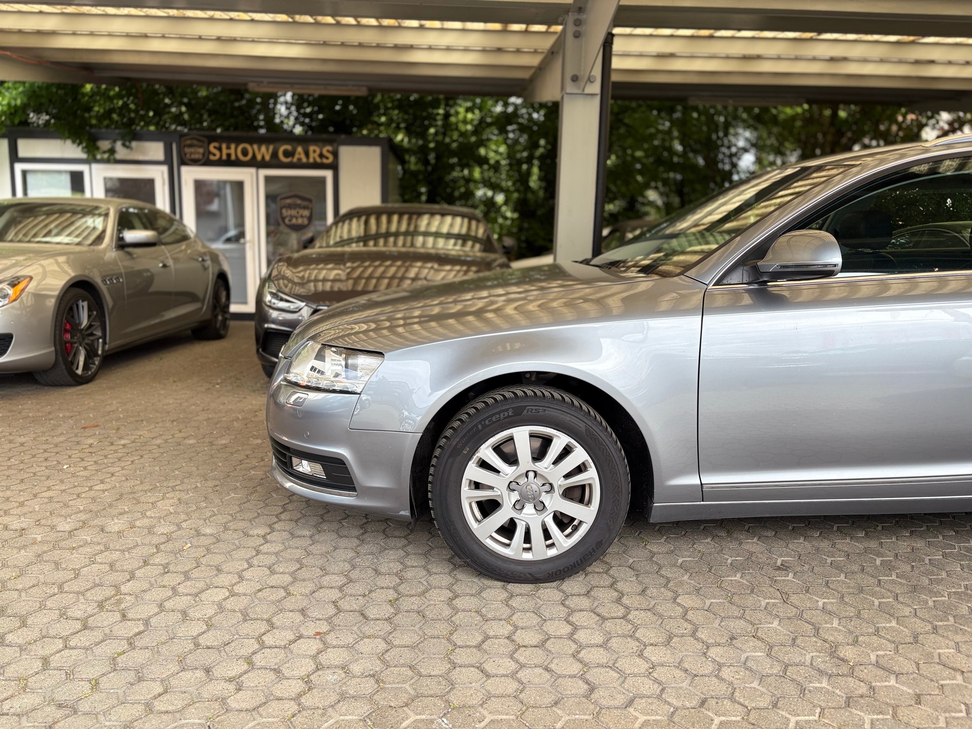 AUDI A6 Avant 2.8 V6 FSI multitronic-image-1