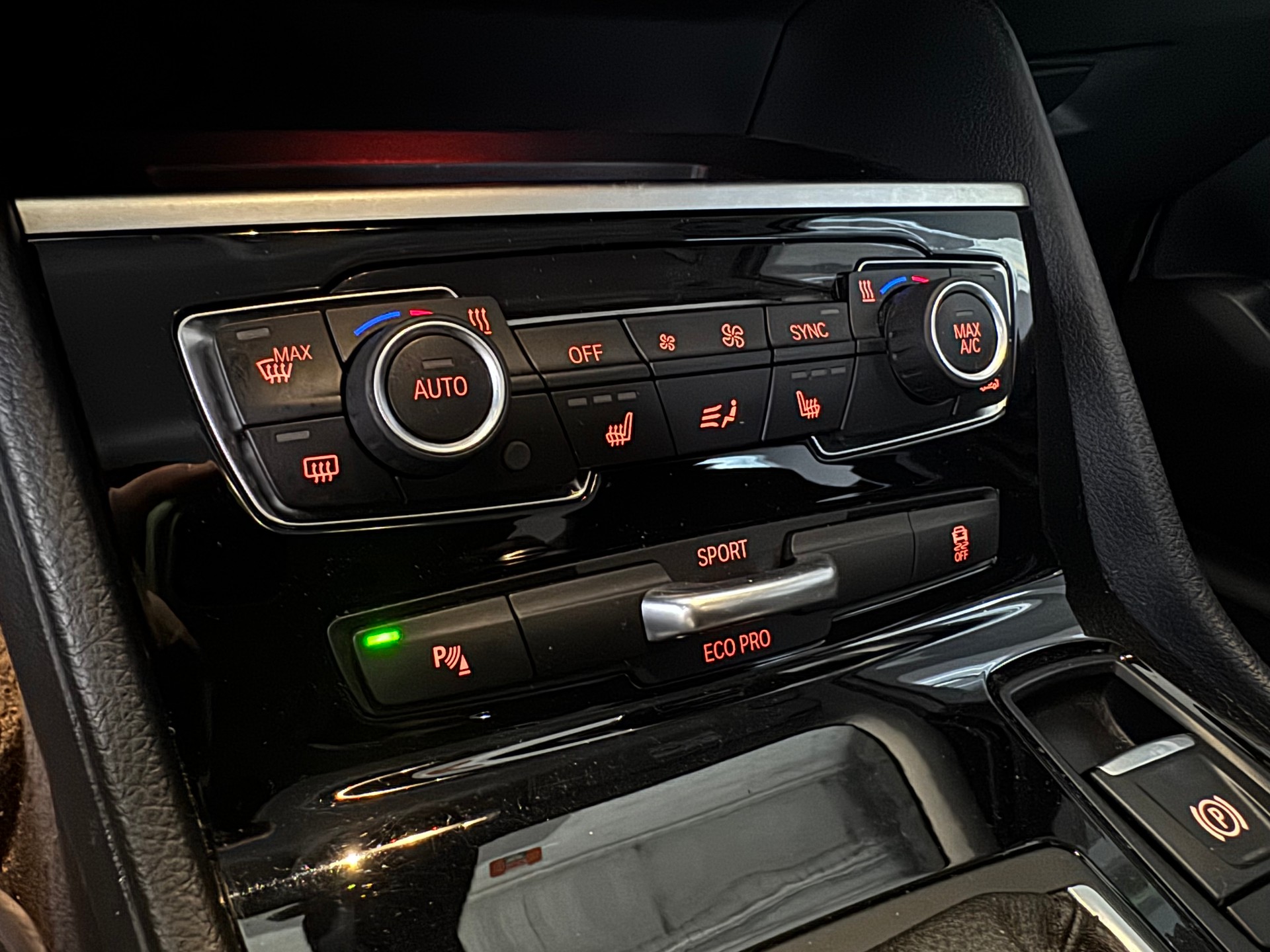 BMW 216d Gran Tourer Steptronic *Sitzheizung*AHK*Tempomat mit Bremsfunktion uvm.*-image-15