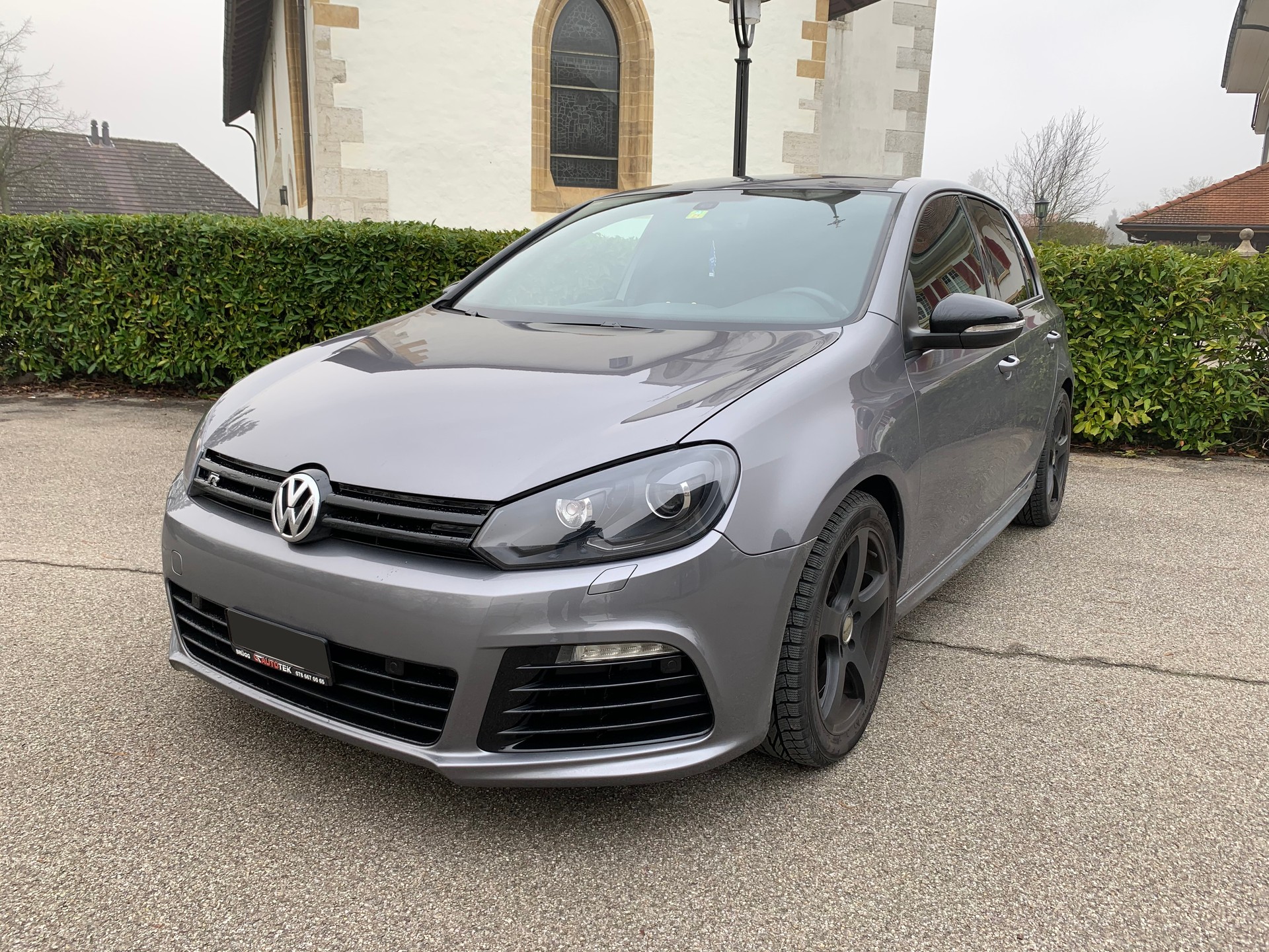 VW 2.0 TSI R 4motion-image-0