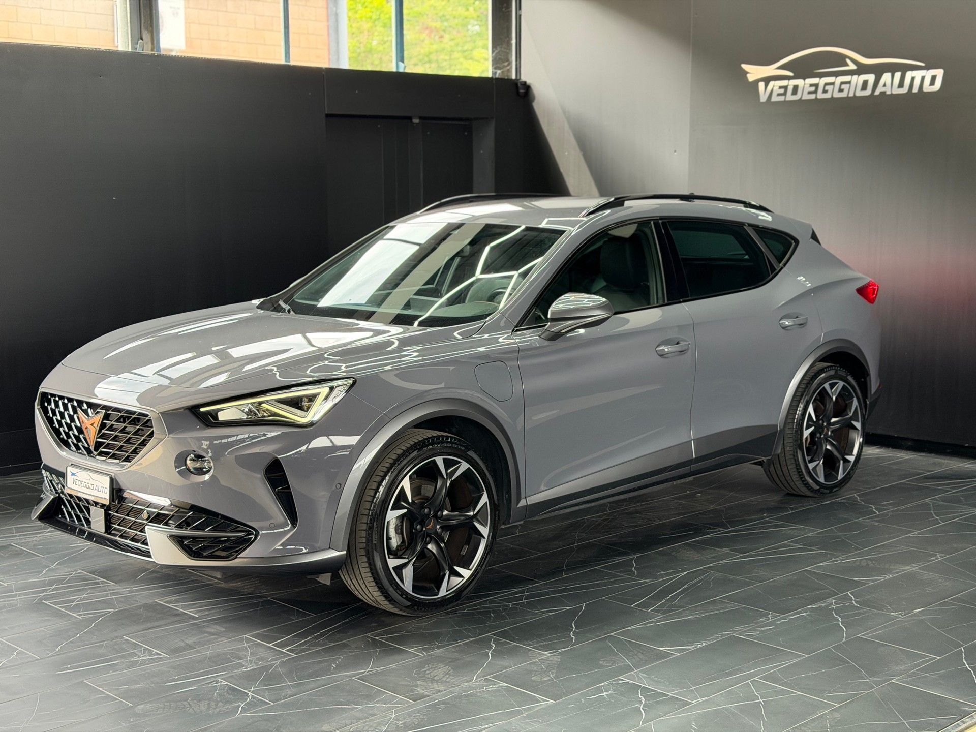 CUPRA Formentor 1.4 e-HYBRID pHEV DSG-image-1