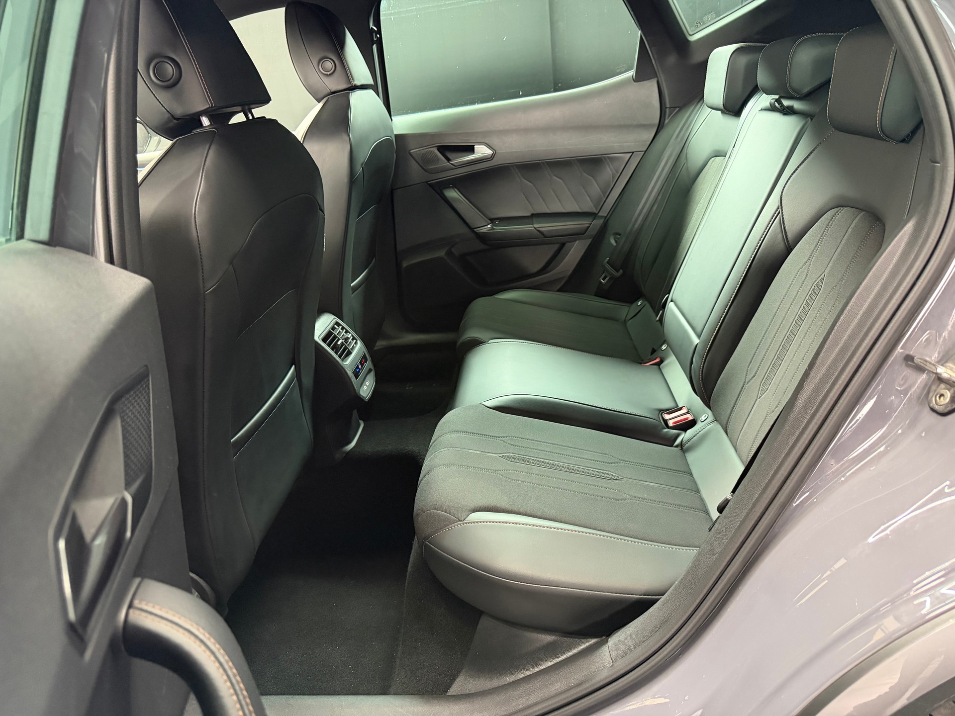 CUPRA Formentor 1.4 e-HYBRID pHEV DSG-image-10