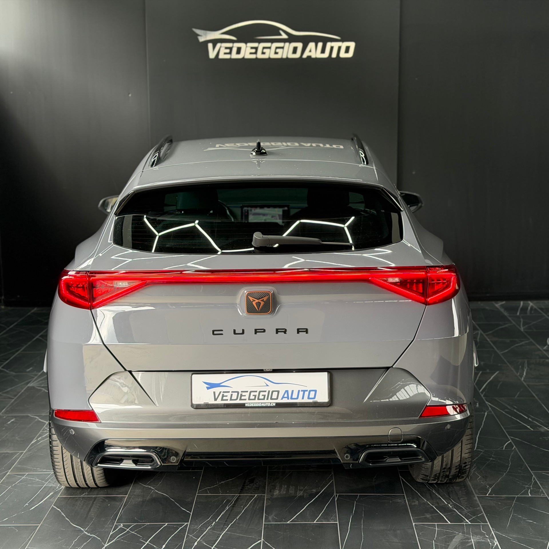 CUPRA Formentor 1.4 e-HYBRID pHEV DSG-image-3