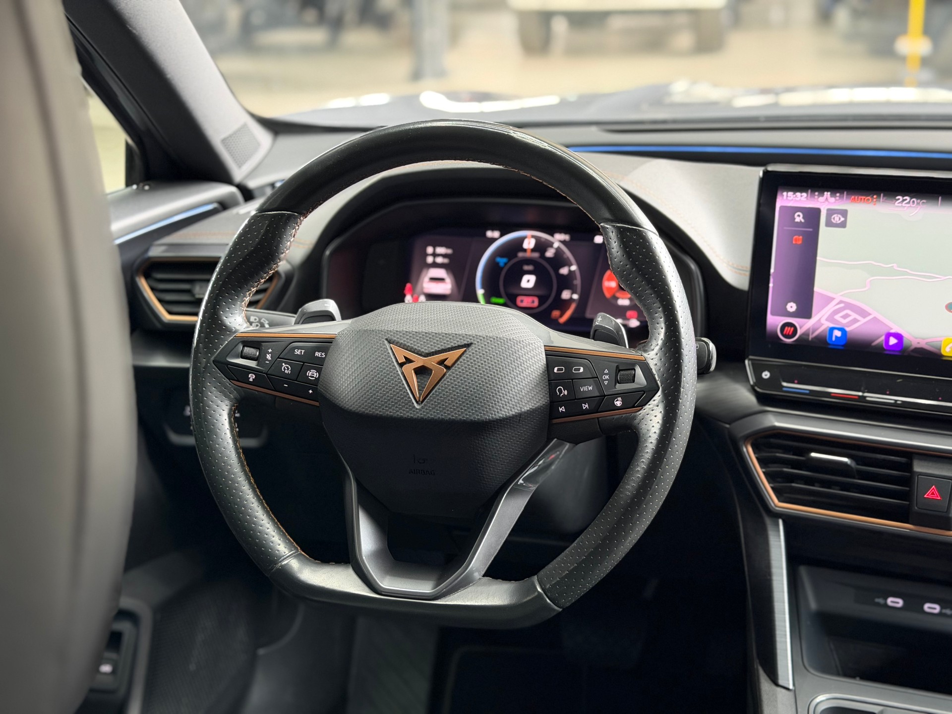 CUPRA Formentor 1.4 e-HYBRID pHEV DSG-image-8