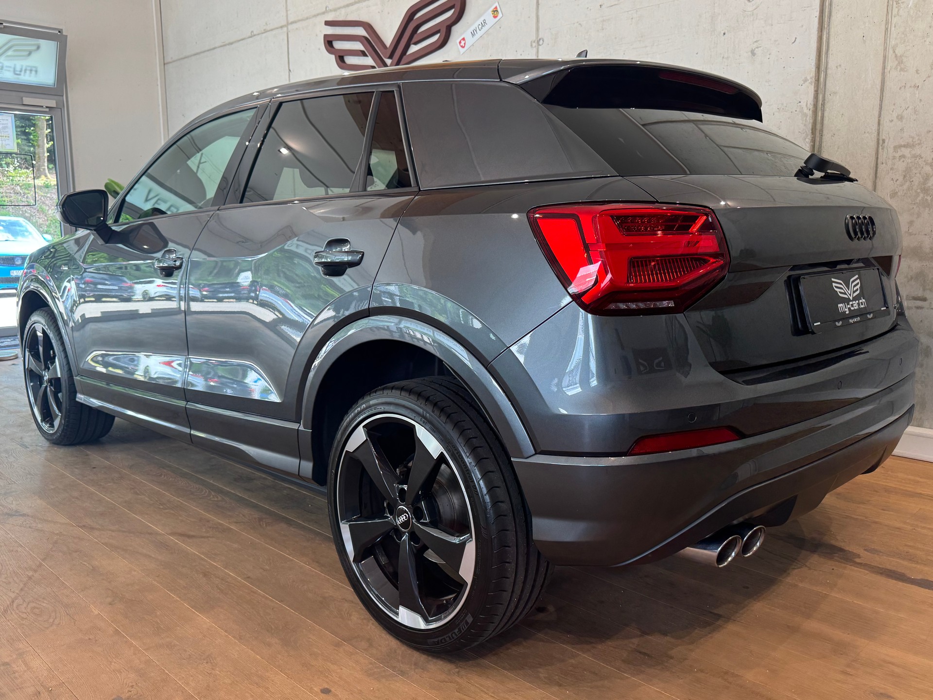 AUDI Q2 2.0 TFSI sport S Line quattro S-tronic || PANORAMA || SPURHALTE || S-LINE INTERIEUR & EXTERIEUR-image-6