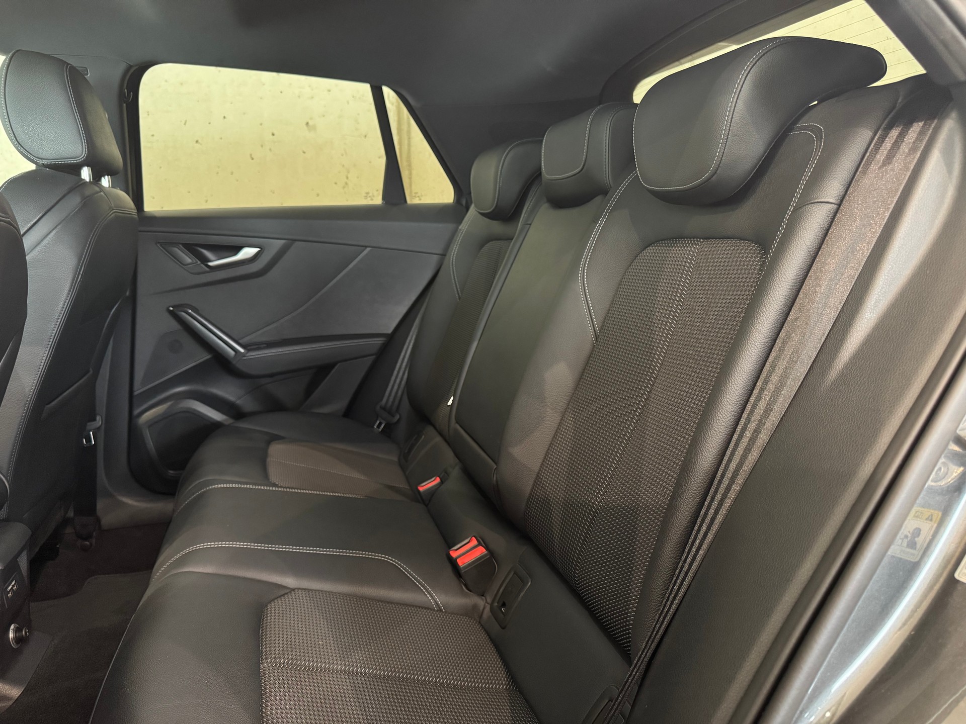 AUDI Q2 2.0 TFSI sport S Line quattro S-tronic || PANORAMA || SPURHALTE || S-LINE INTERIEUR & EXTERIEUR-image-27