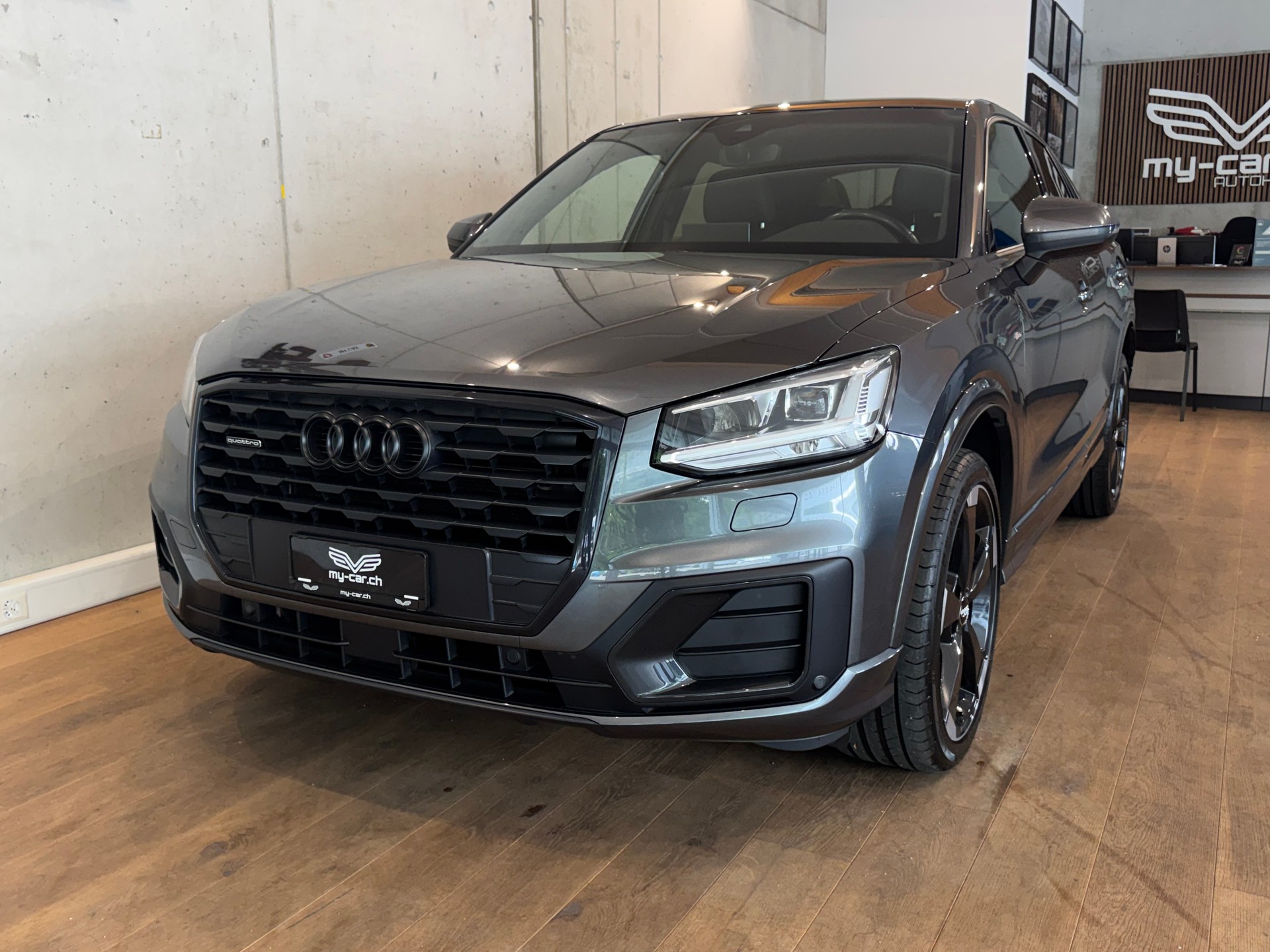 AUDI Q2 2.0 TFSI sport S Line quattro S-tronic || PANORAMA || SPURHALTE || S-LINE INTERIEUR & EXTERIEUR-image-1