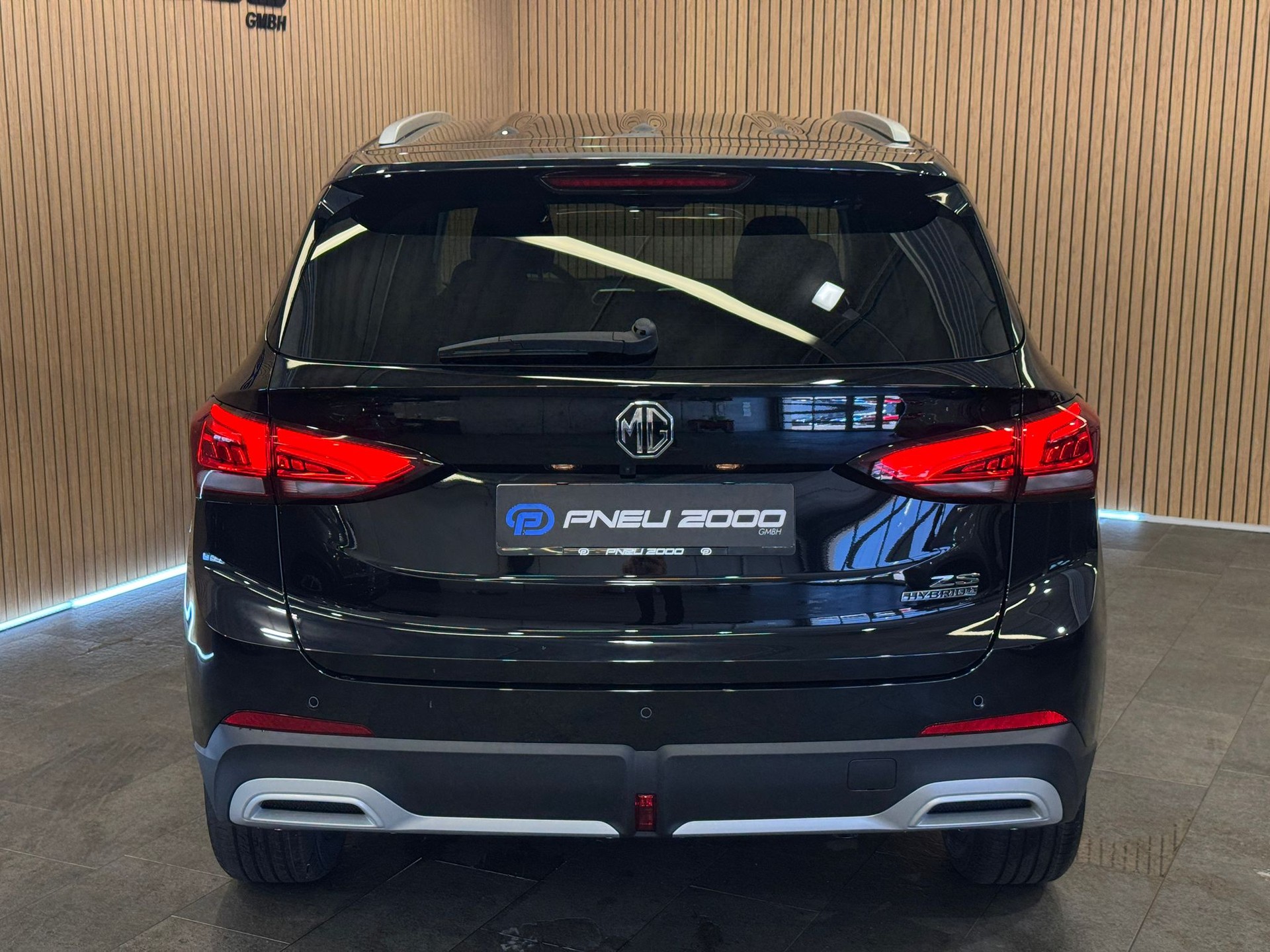MG ZS 1.5 HEV Luxury-image-4