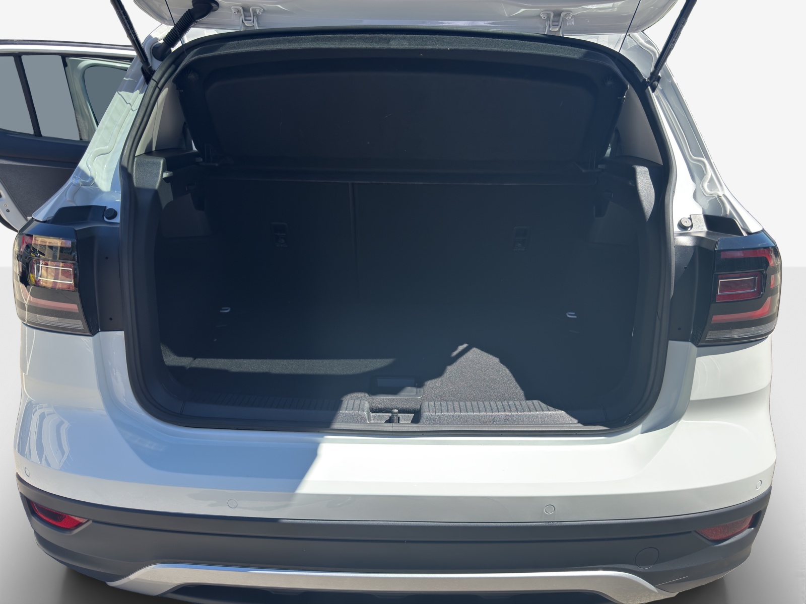 VW T-Cross Life 1.0 TSI 110PS DSG-image-11