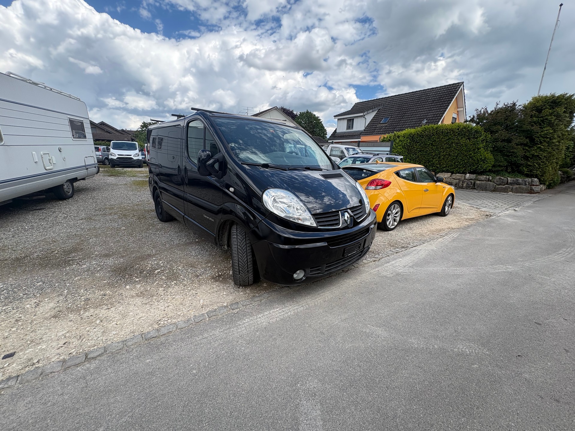 RENAULT trafic Multivan Doppelbett 7 Plätze MFK-image-0