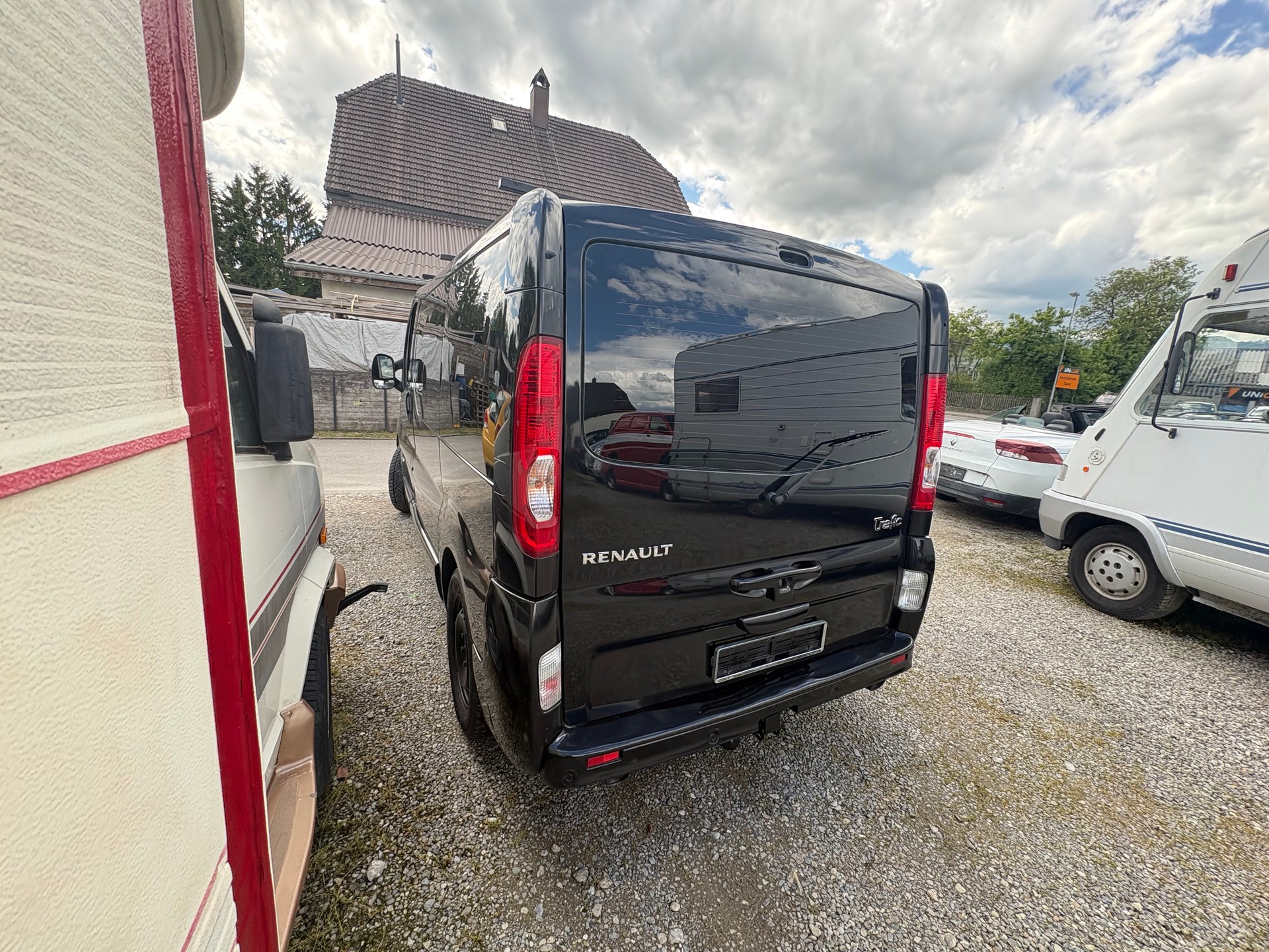RENAULT trafic Multivan Doppelbett 7 Plätze MFK-image-1