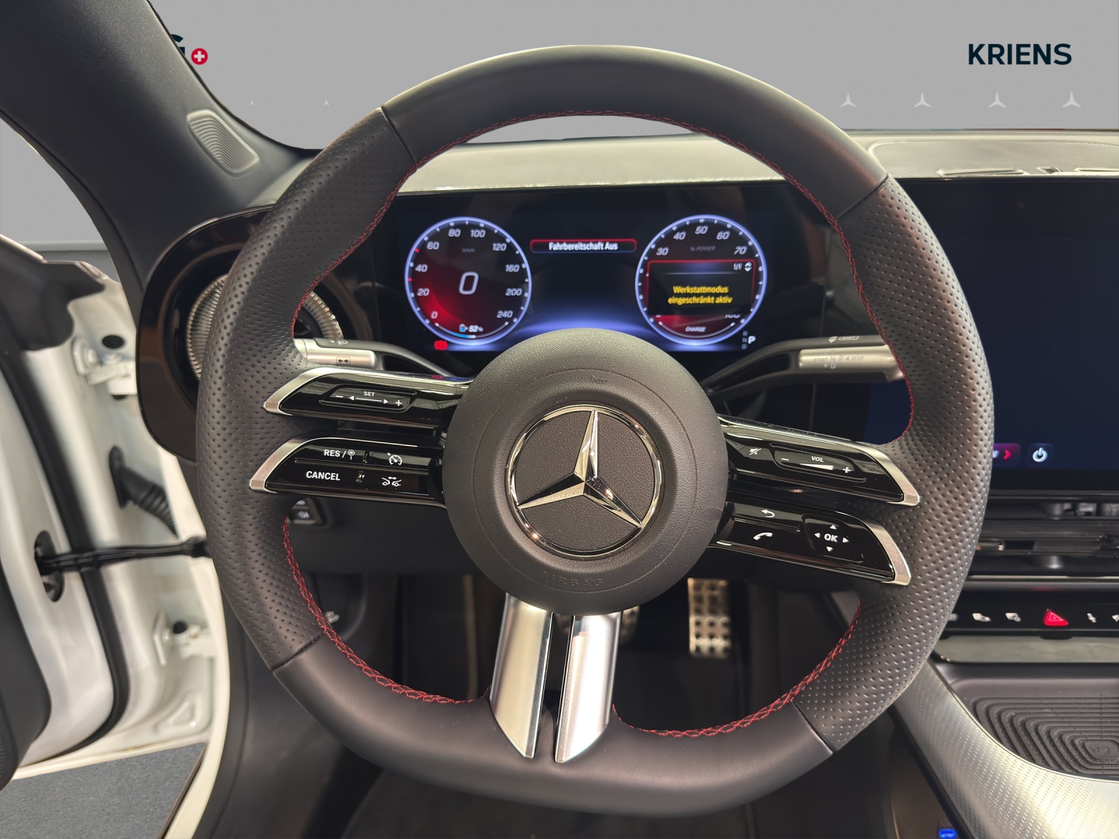 MERCEDES-BENZ CLA 250+ 85 kWh - EQ - AMG / DISTRONIC / Rückfahrkamera / Panorama-Dach-image-8