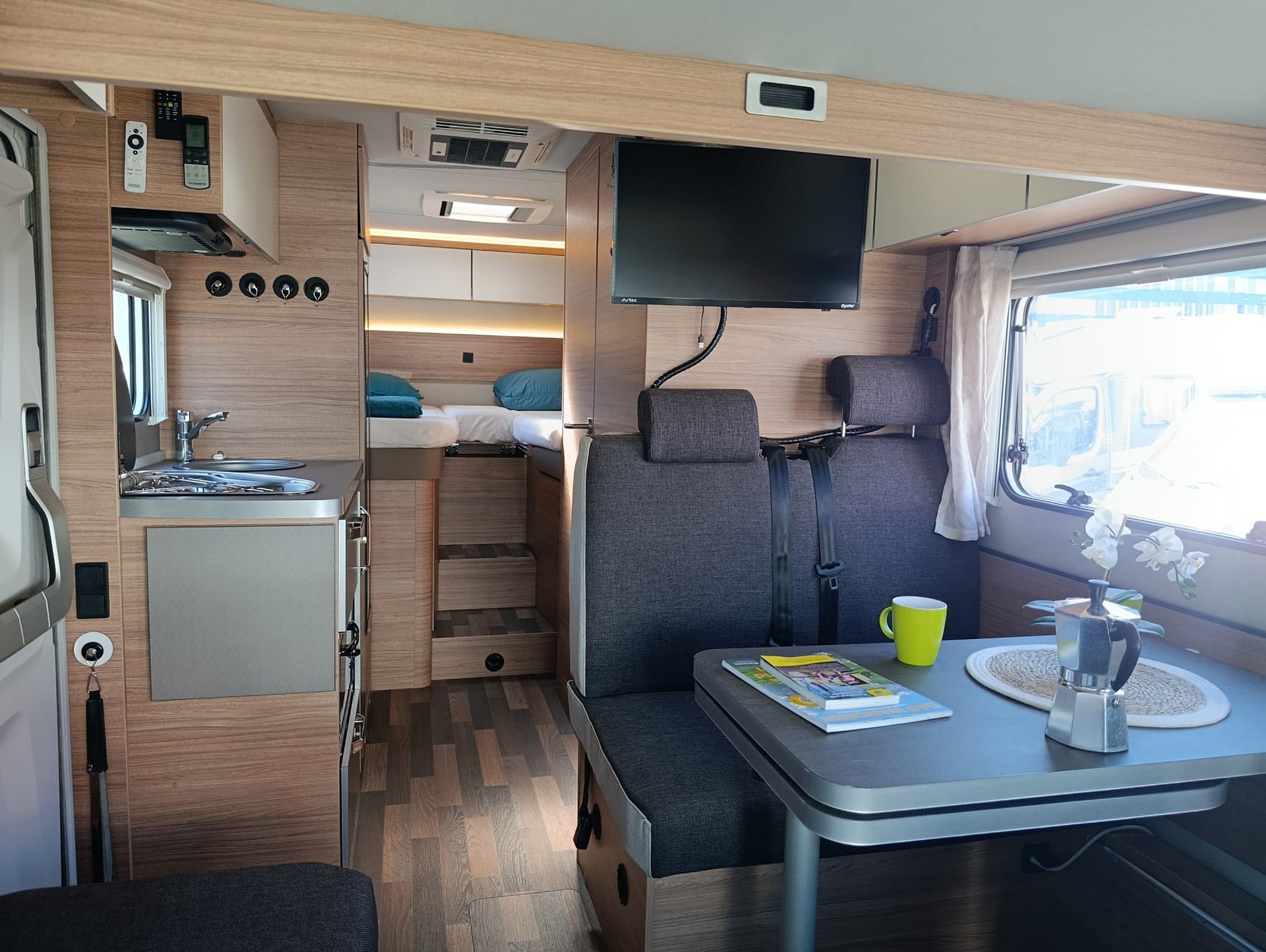 WEINSBERG Carahome MEG 650 *** Absolut voll ausgestattet und dank modernster Technik komplett autark***Automat 160PS *2x Lithium *-image-13