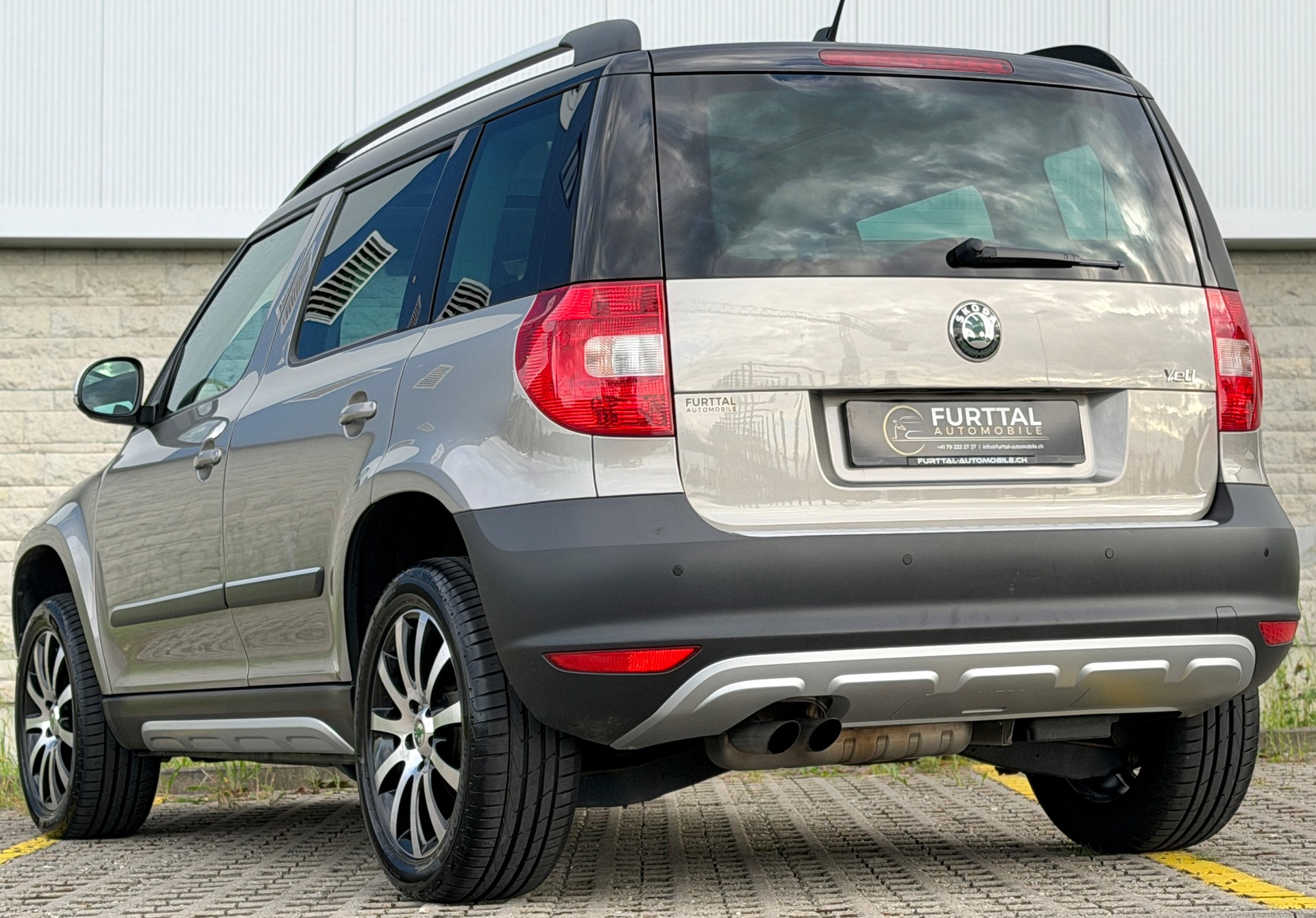 SKODA Yeti 2.0 TDI Elegance 4x4 DSG-image-9