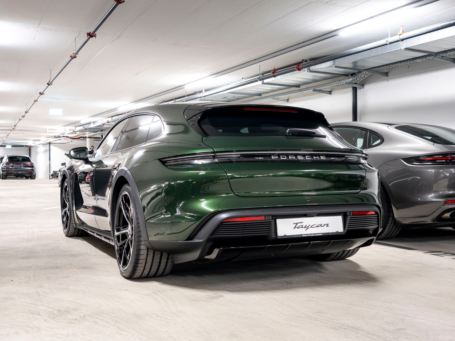 PORSCHE Taycan CrossTurismo 4 104kWh-image-2