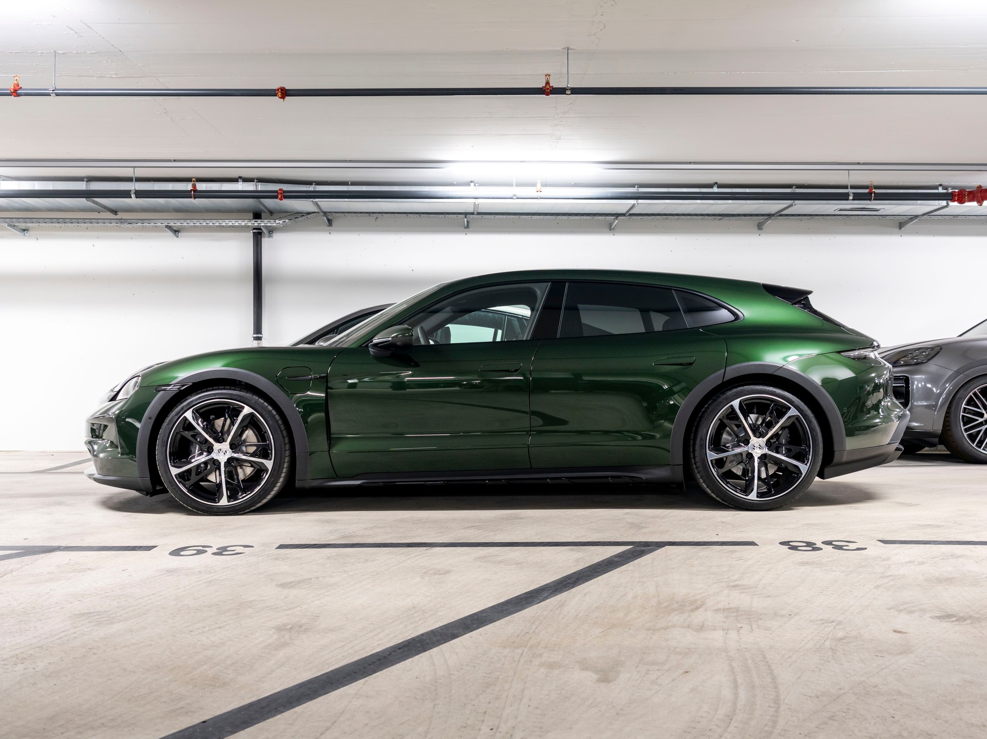 PORSCHE Taycan CrossTurismo 4 104kWh-image-1