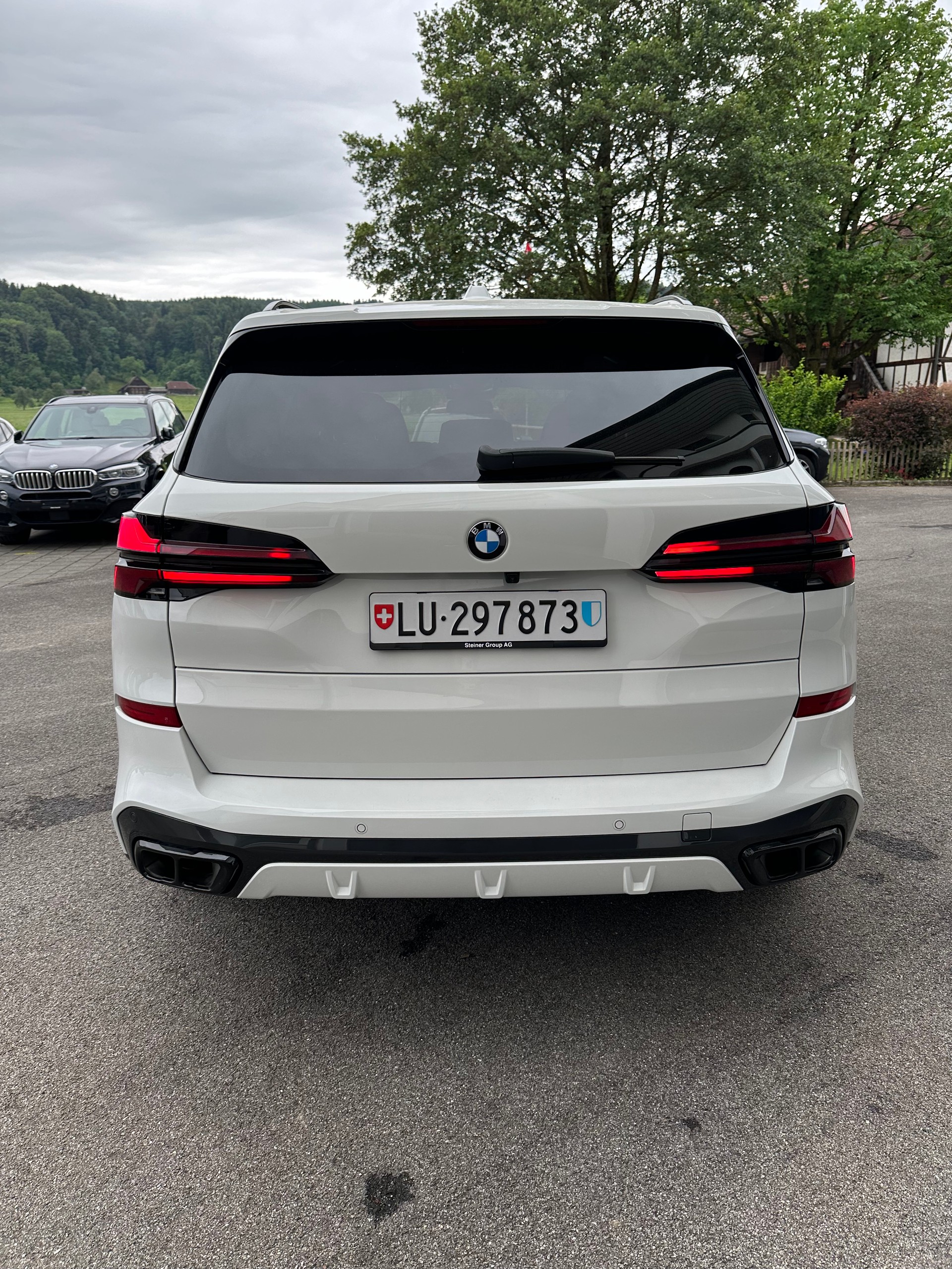 BMW 30d xDrive SAG-image-3