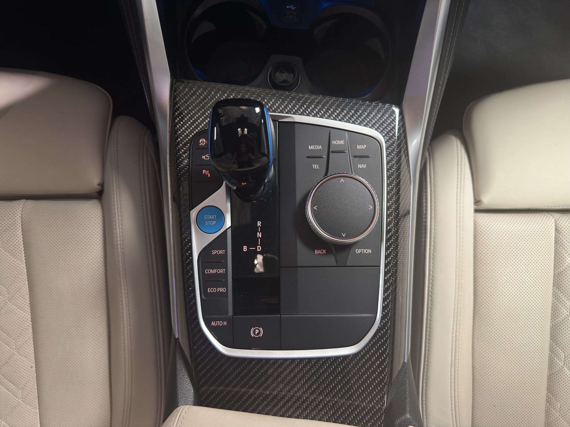 BMW i4 M50-image-10