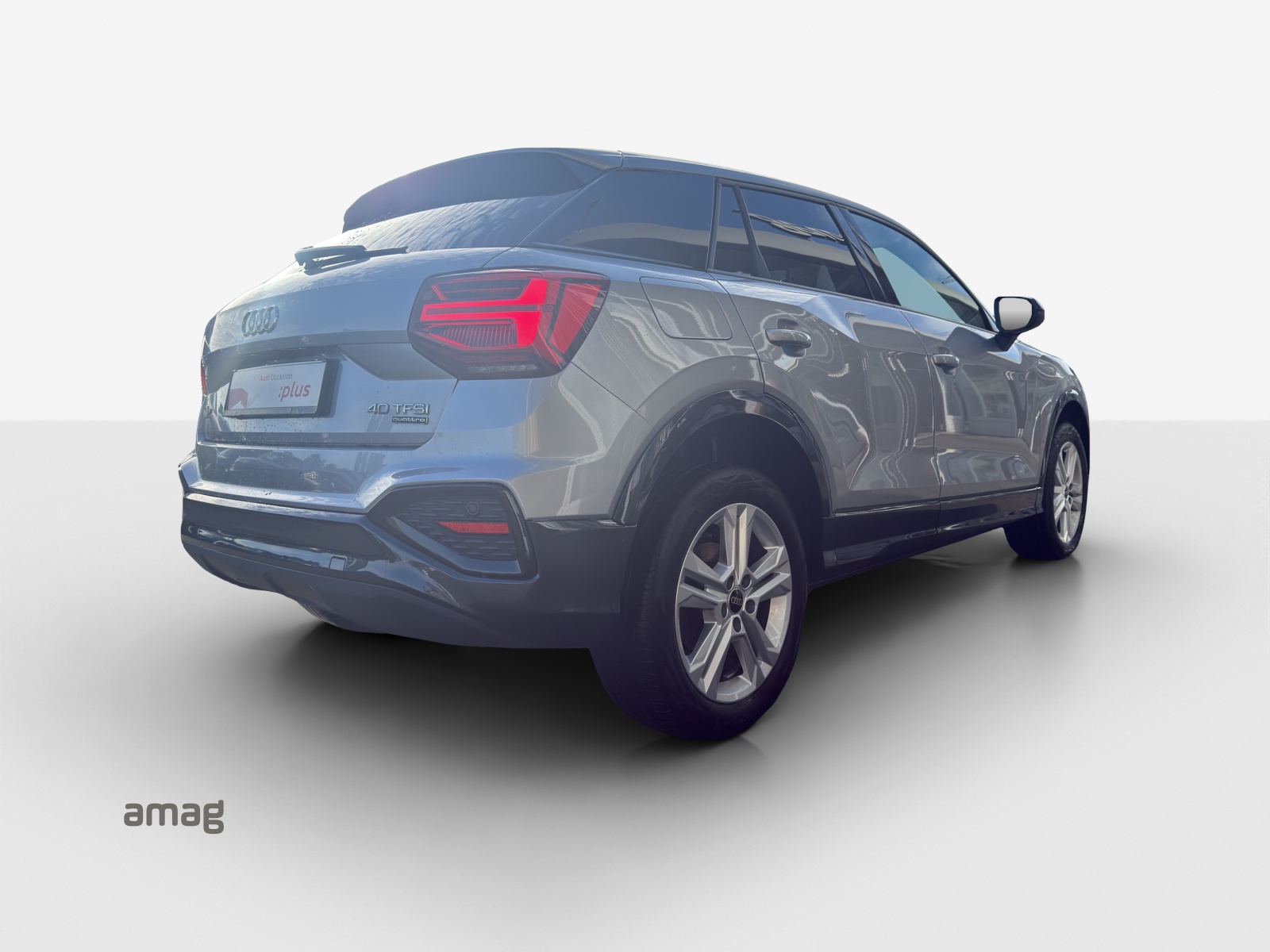 AUDI Q2 40 TFSI advanced Attraction quattro S-tronic-image-4