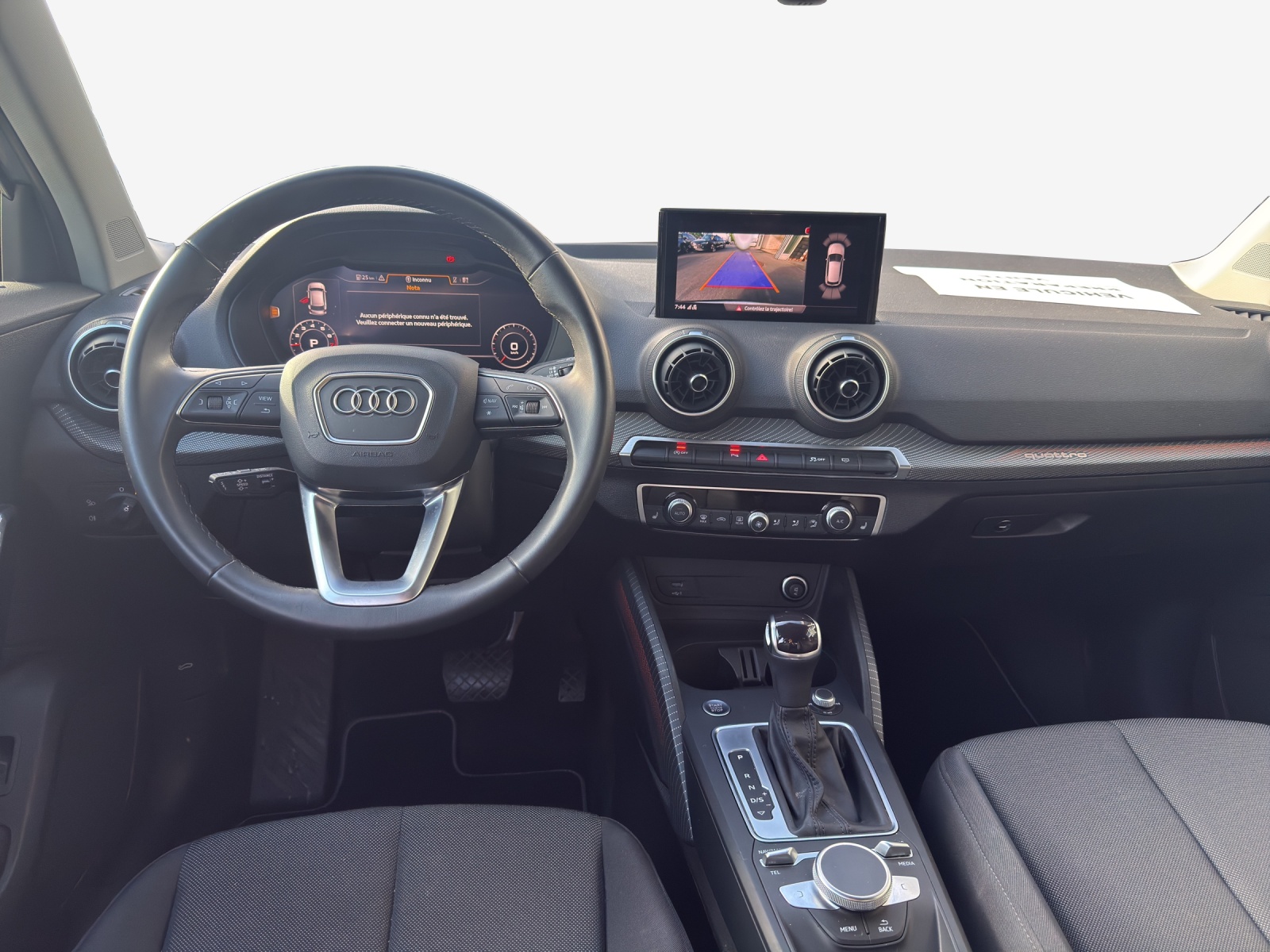 AUDI Q2 40 TFSI advanced Attraction quattro S-tronic-image-8