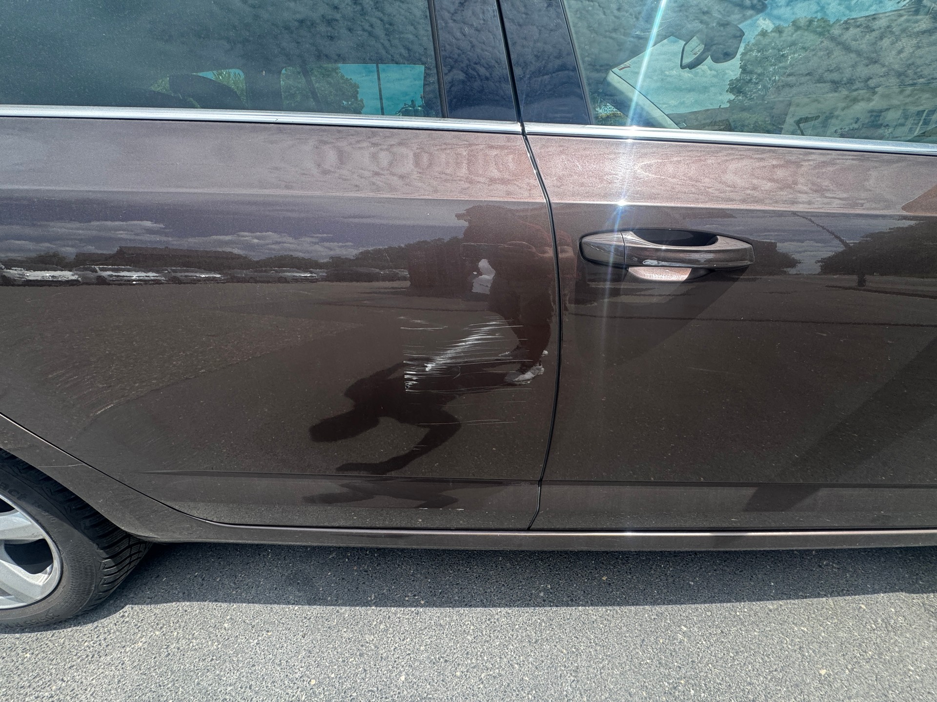 SKODA Octavia Combi 2.0 TDI Elegance DSG-image-12