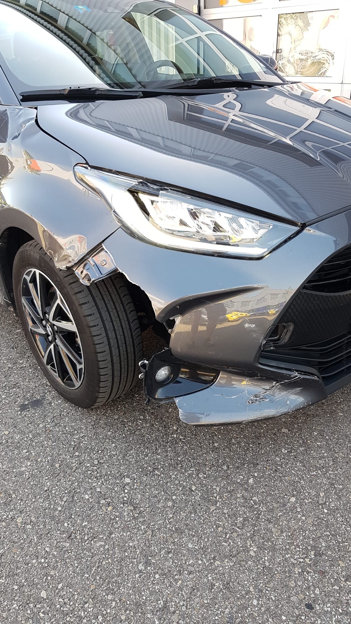 TOYOTA Yaris 1.5 Trend e-CVT-image-13