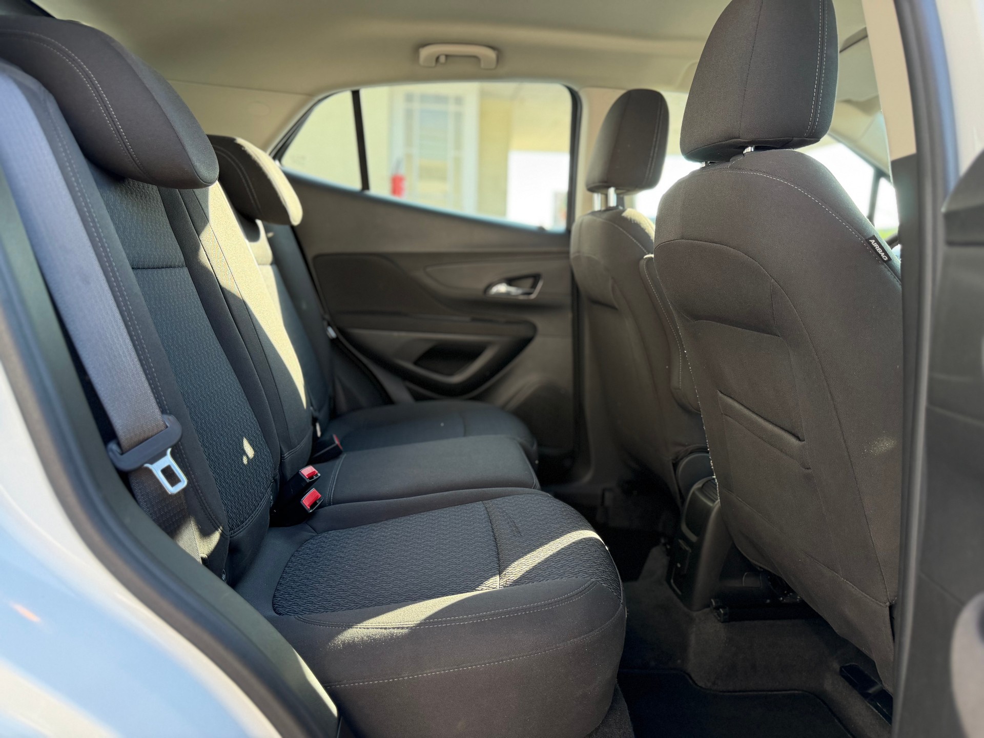 OPEL Mokka X 1.4i 16V Turbo Enjoy 4WD-image-12