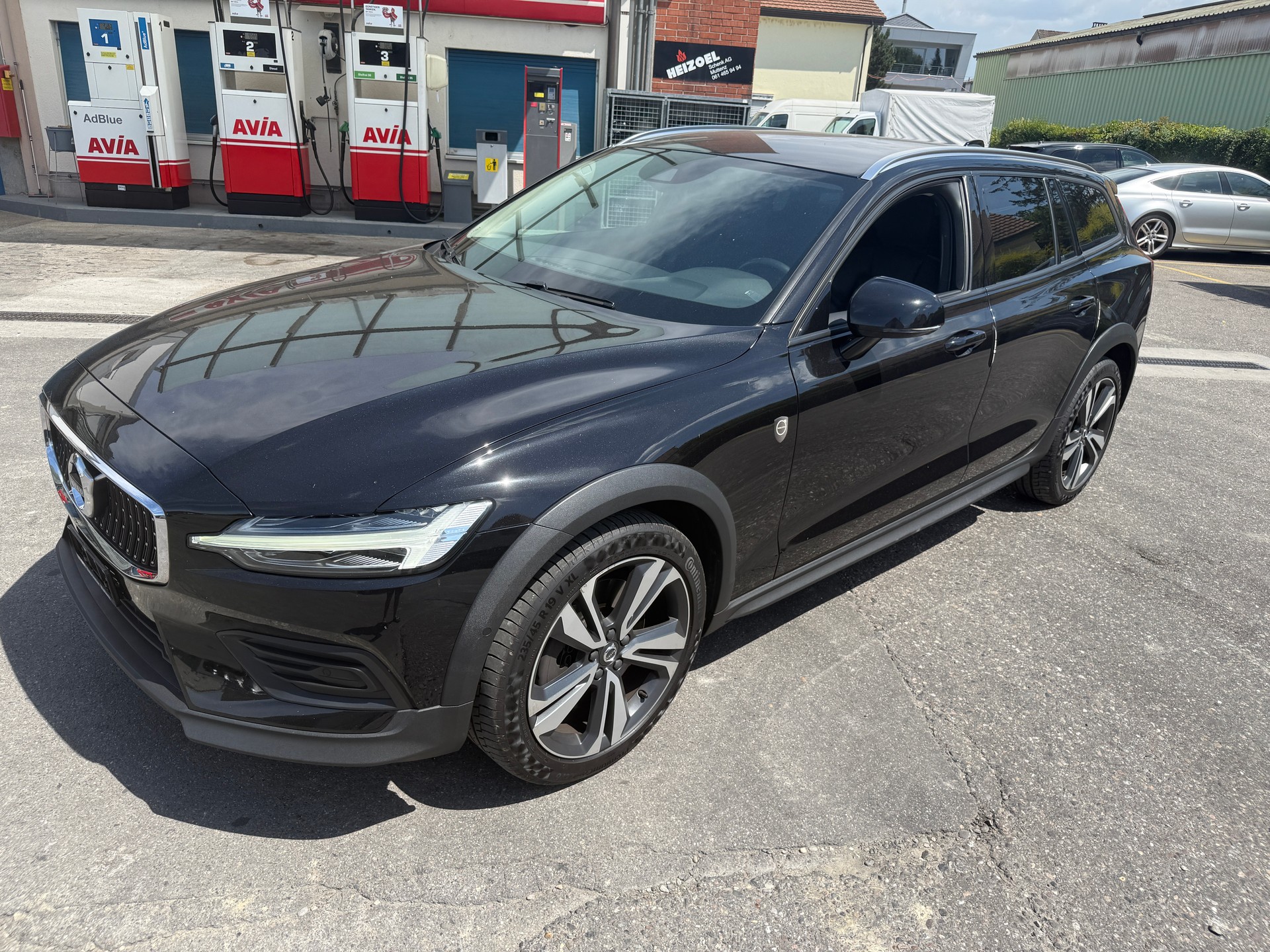 VOLVO V60 Cross Country D4 AWD Geartronic-image-1